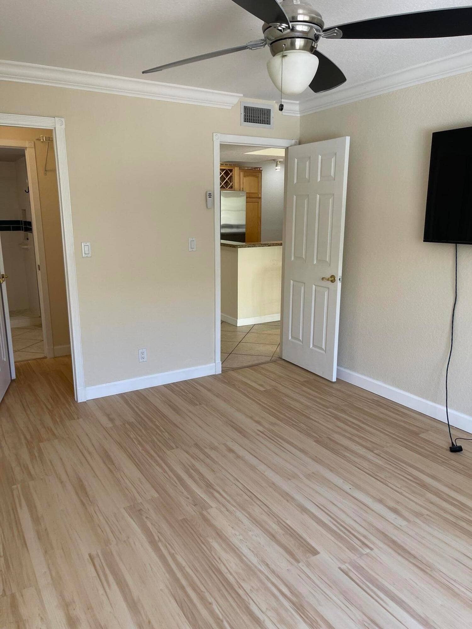 1515 E BROWARD Boulevard, #221, Fort Lauderdale, FL 33301 IMG_5978