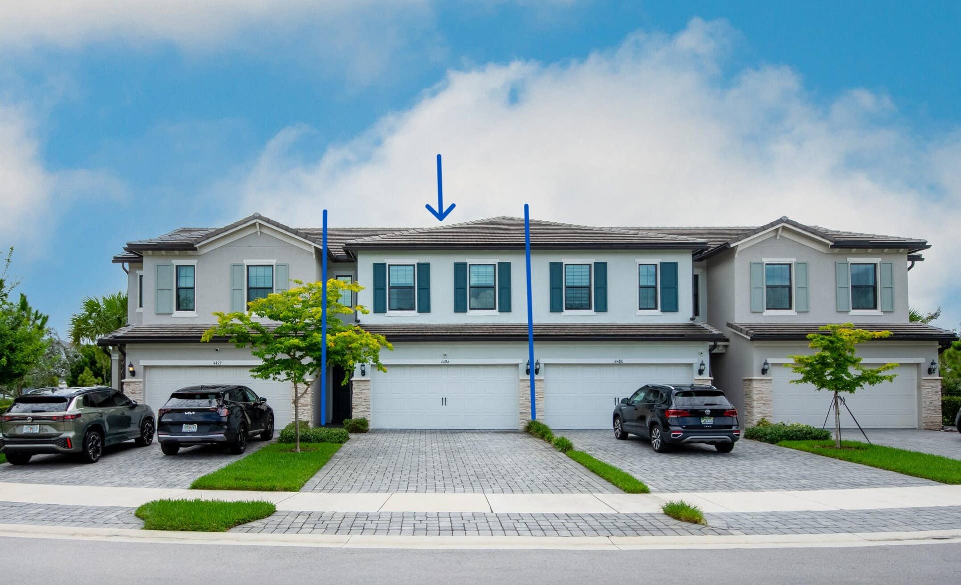 4486 Appleton Circle W, Oakland Park, FL 33309 One of the largest driveways in the neighborhood adjacent to additional guest parking