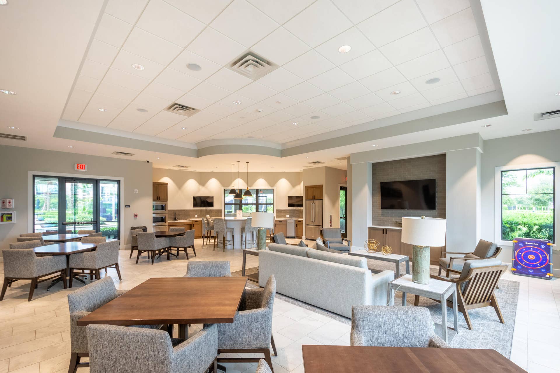 4486 Appleton Circle W, Oakland Park, FL 33309 Beautiful Community Room for entertaining