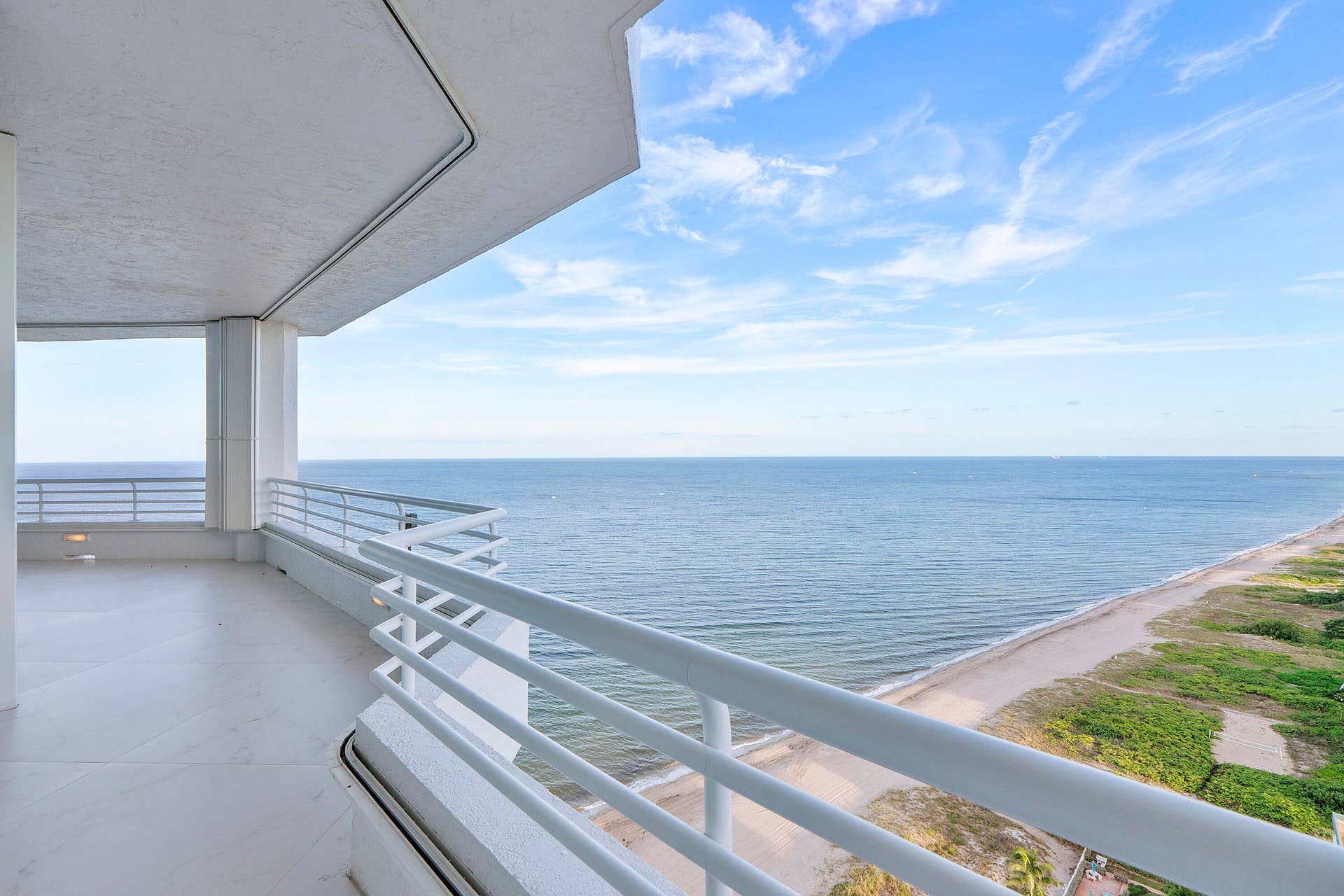 1700 S OCEAN Boulevard, #PH B-D, Lauderdale By The Sea, FL 33062 Wake to the sun rising over the Atlantic, then end the day watching it disappear beyond the Intracoastaltwo magnificent horizons, one extraordinary residence.