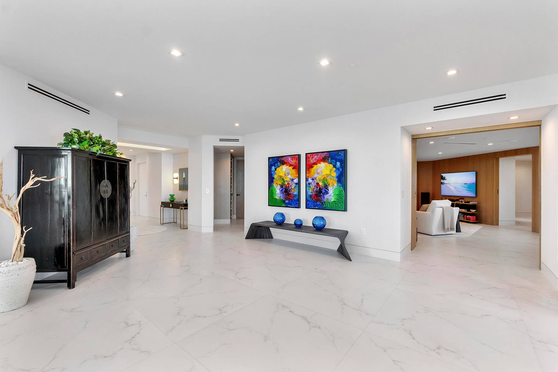 1700 S OCEAN Boulevard, #PH B-D, Lauderdale By The Sea, FL 33062 A grand entrance should never reveal everything at onceand here, the beauty unfolds with every step.