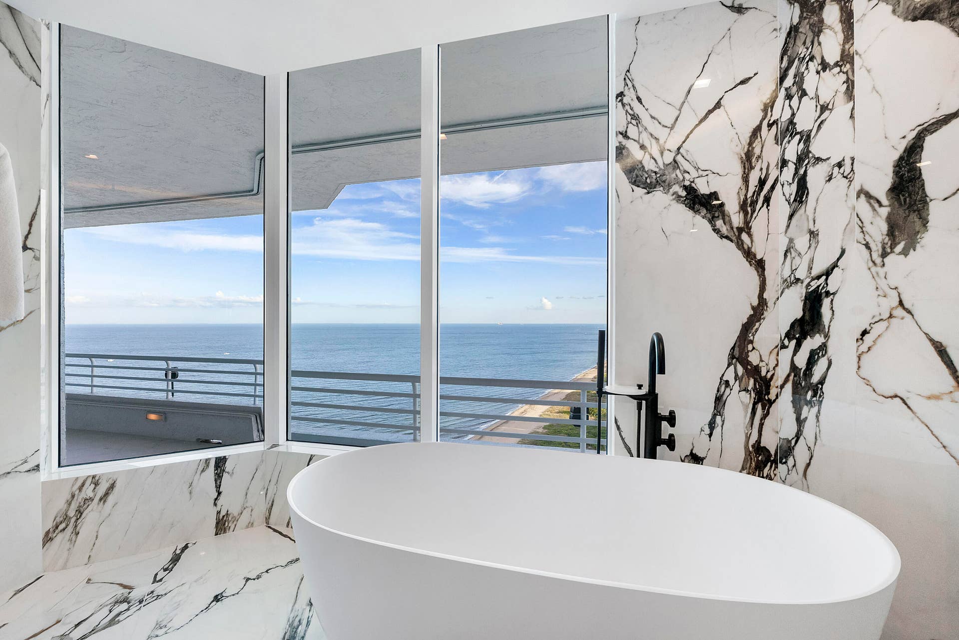 1700 S OCEAN Boulevard, #PH B-D, Lauderdale By The Sea, FL 33062 1700 S Ocean Blvd PH B_050