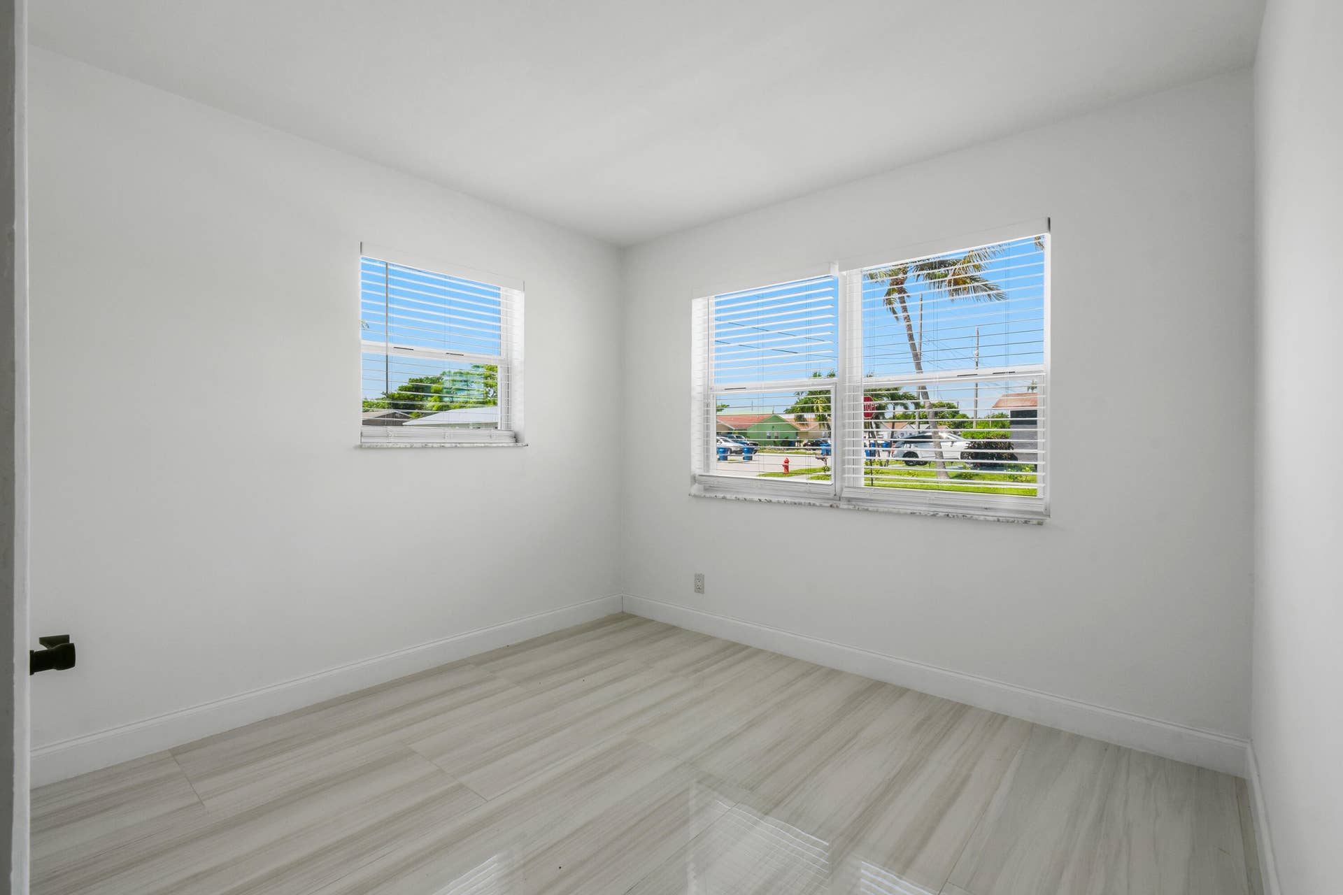968W9thSt,UnitB2(15)