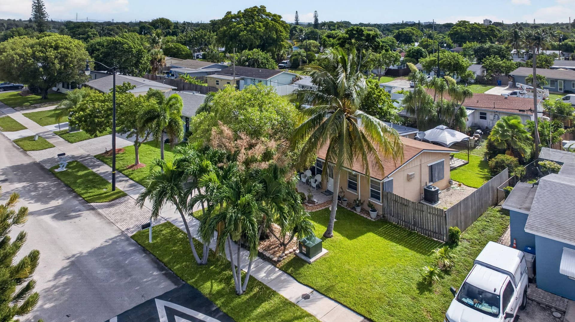2750 NE 9TH Terrace, Pompano Beach, FL 33064 28