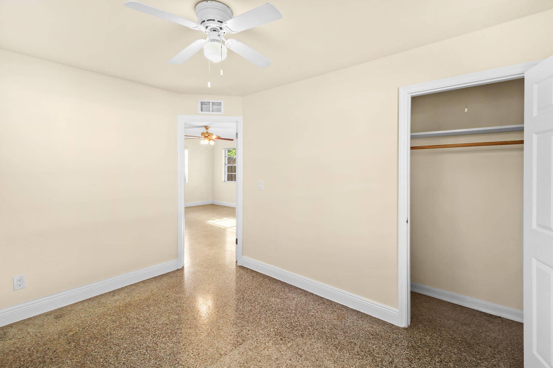 4546 CARVER Street, Lake Worth, FL 33463 27-web-or-mls-IMG_8855