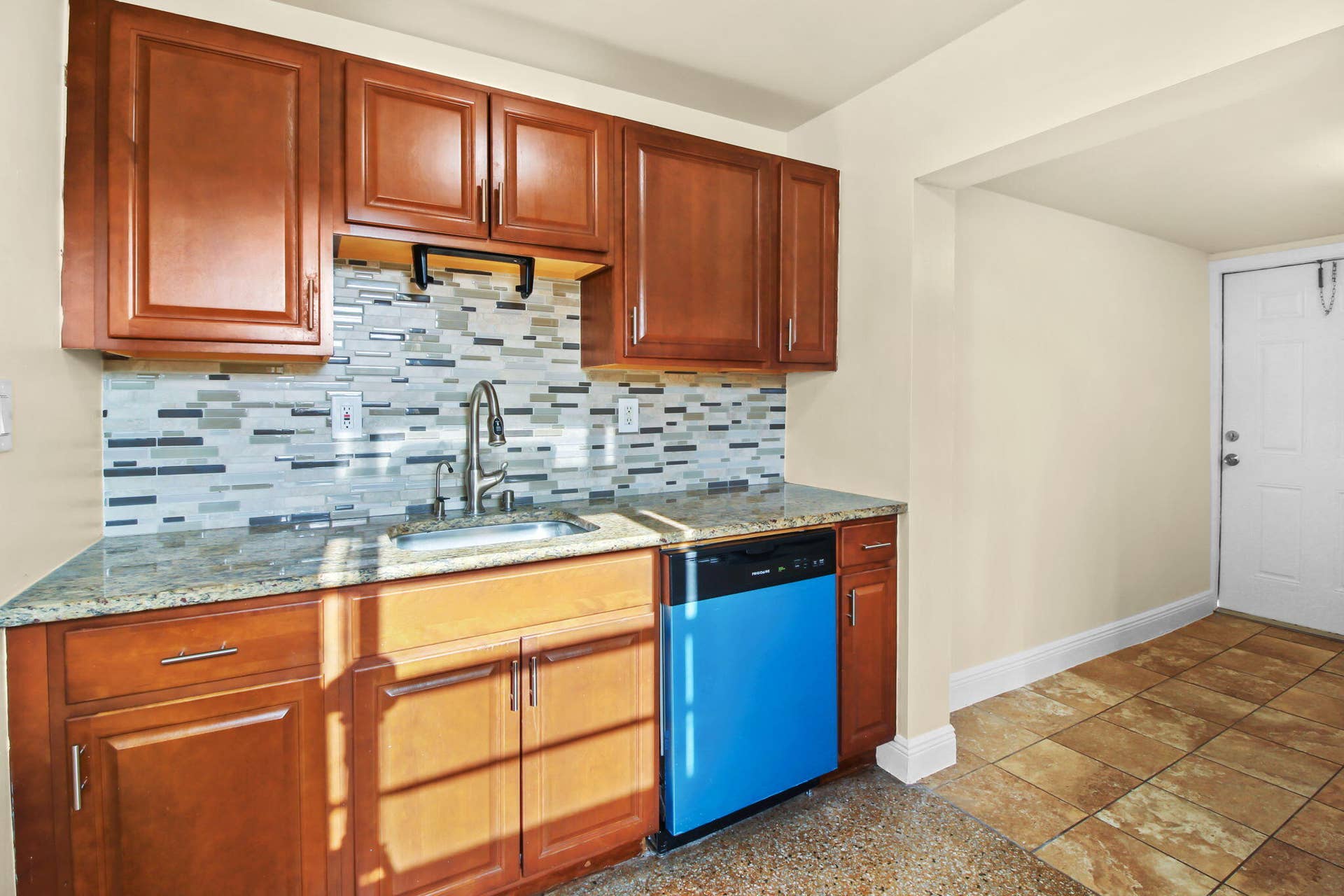 4546 CARVER Street, Lake Worth, FL 33463 19-web-or-mls-IMG_8867