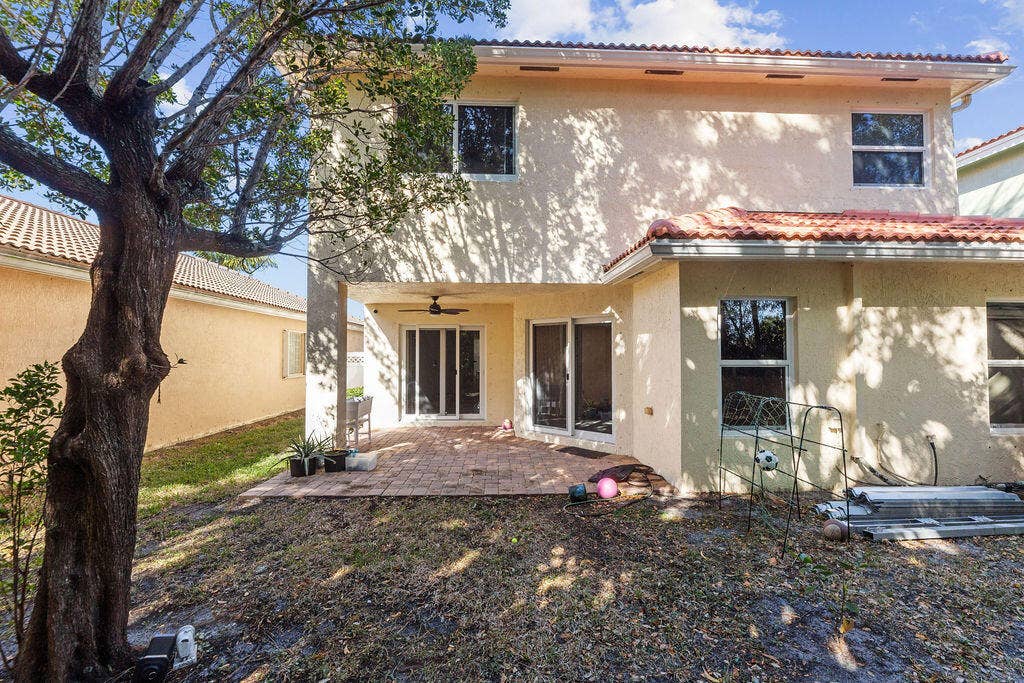 6384 Adriatic Way, West Palm Beach, FL 33413 Image4