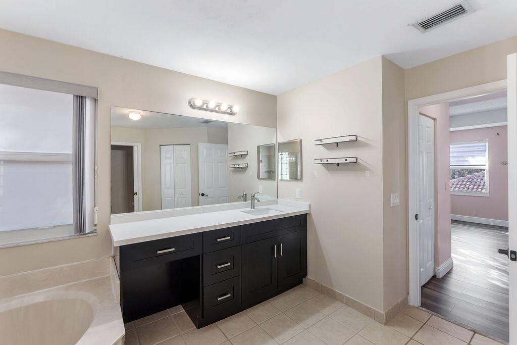 6384 Adriatic Way, West Palm Beach, FL 33413 Image25