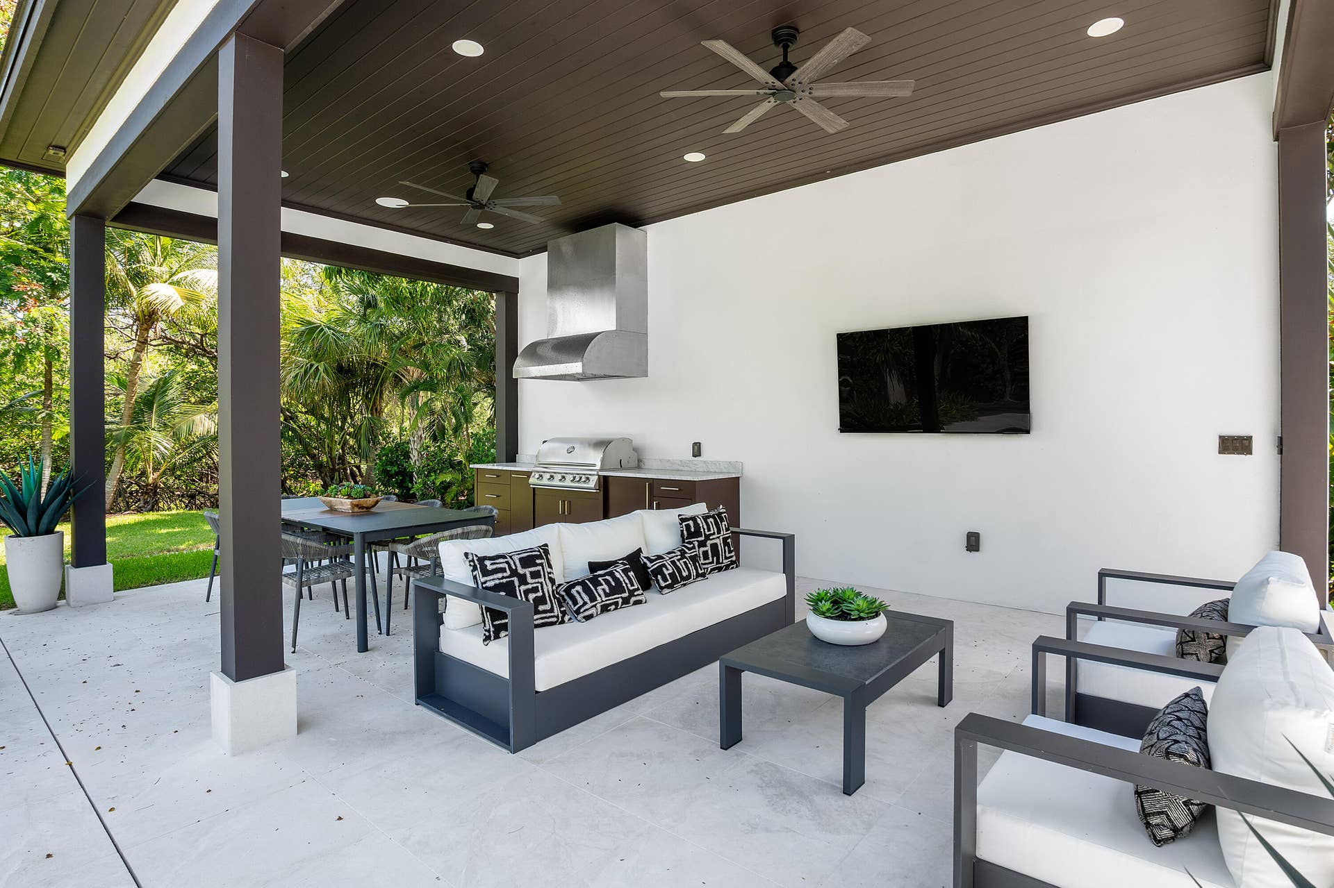 012-23CoconutLane-OceanRidge-FL-33435-FU