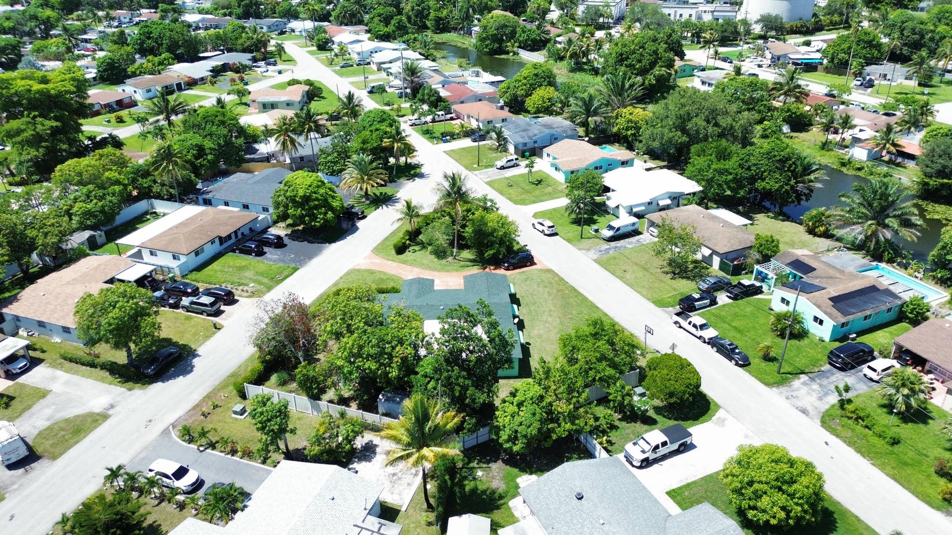 2907 SW 67TH Terrace, Miramar, FL 33023 003