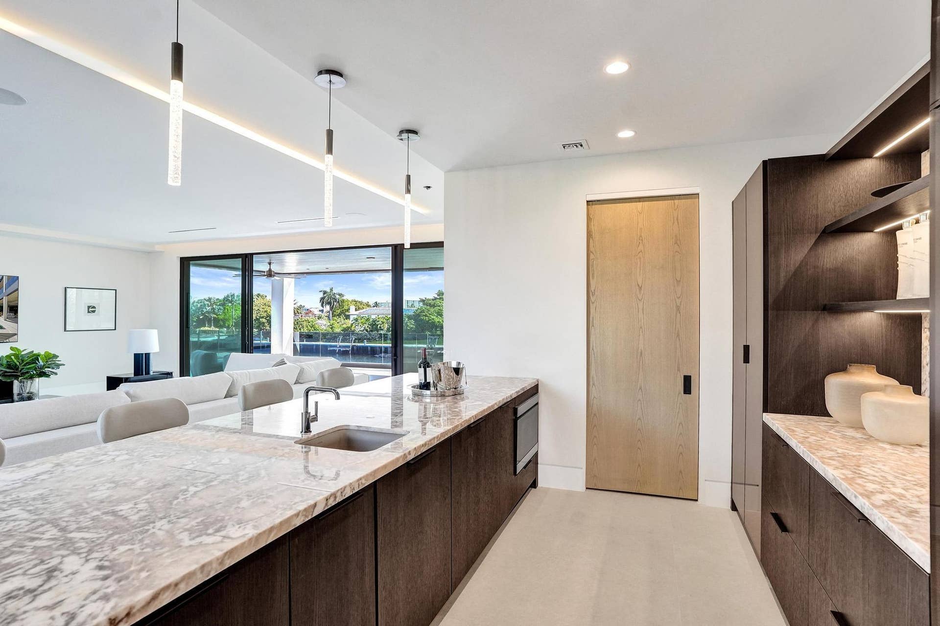 23 ISLA BAHIA Drive, Fort Lauderdale, FL 33316 DSC03044