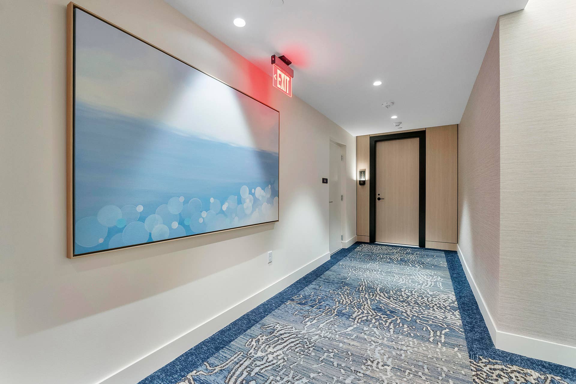 151 N Seabreeze Blvd u1003_039