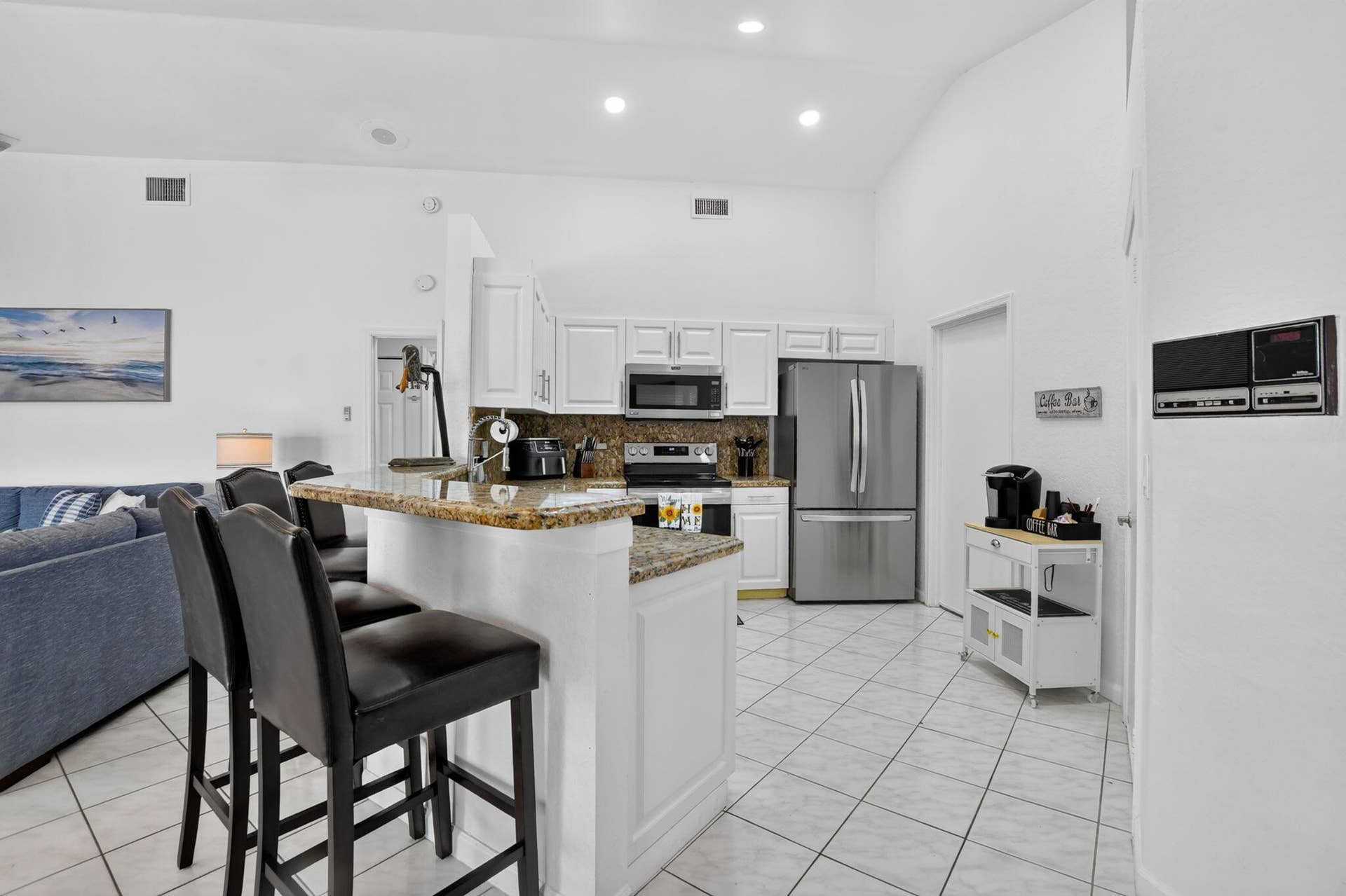 703 AVOCET Road, Delray Beach, FL 33444 Kitchen
