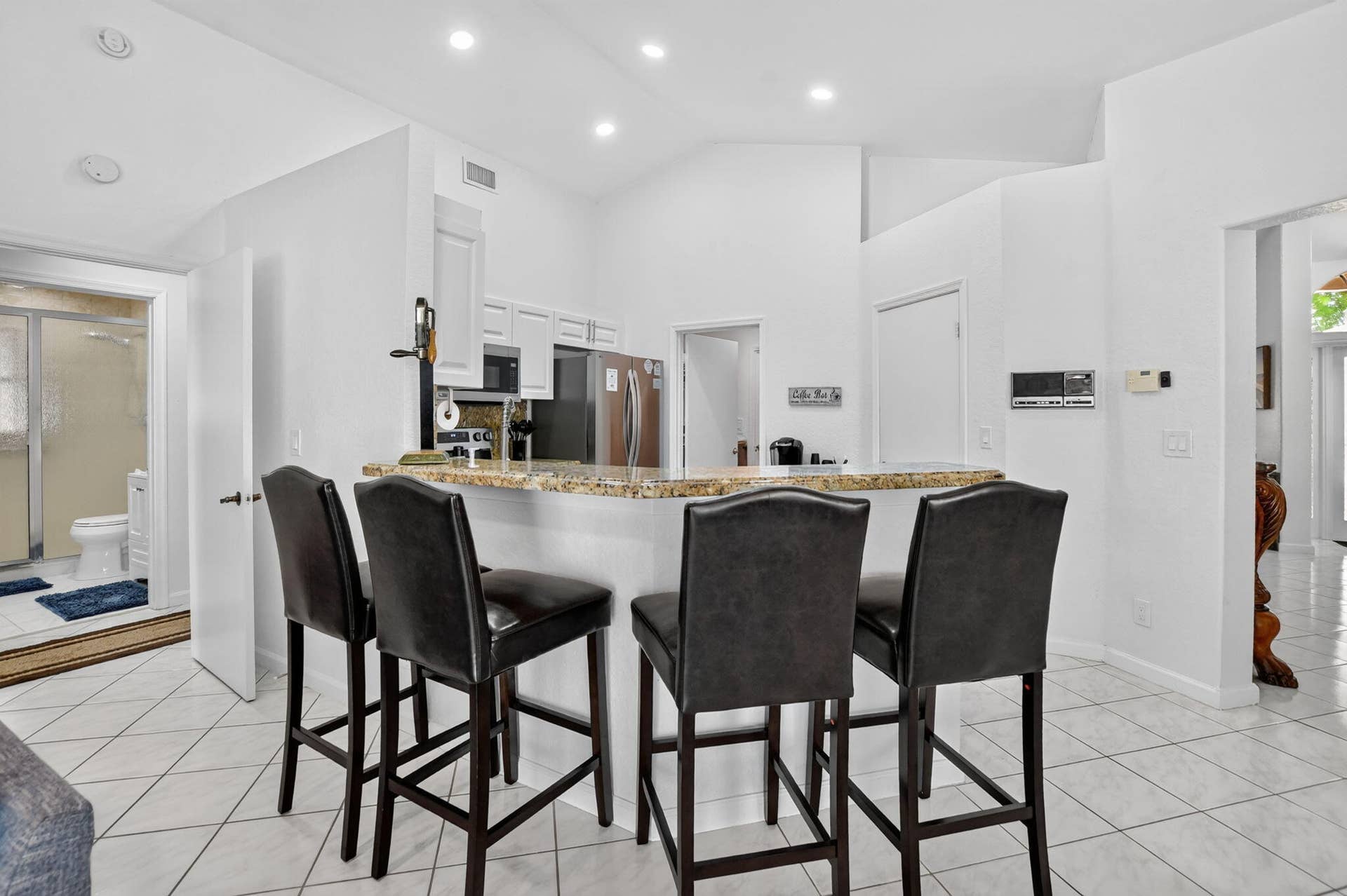 703 AVOCET Road, Delray Beach, FL 33444 Kitchen