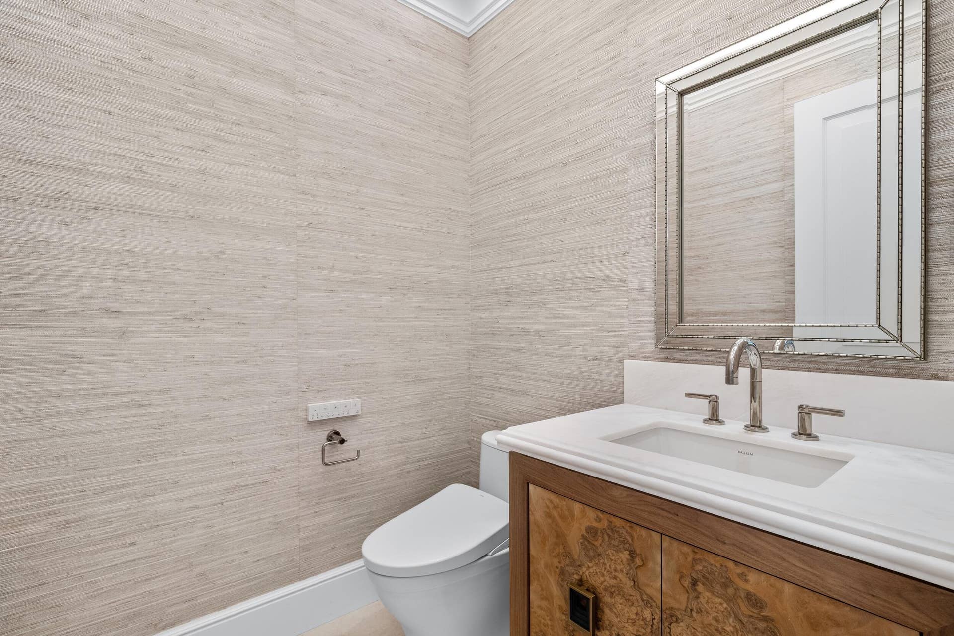 53 - Powder Room