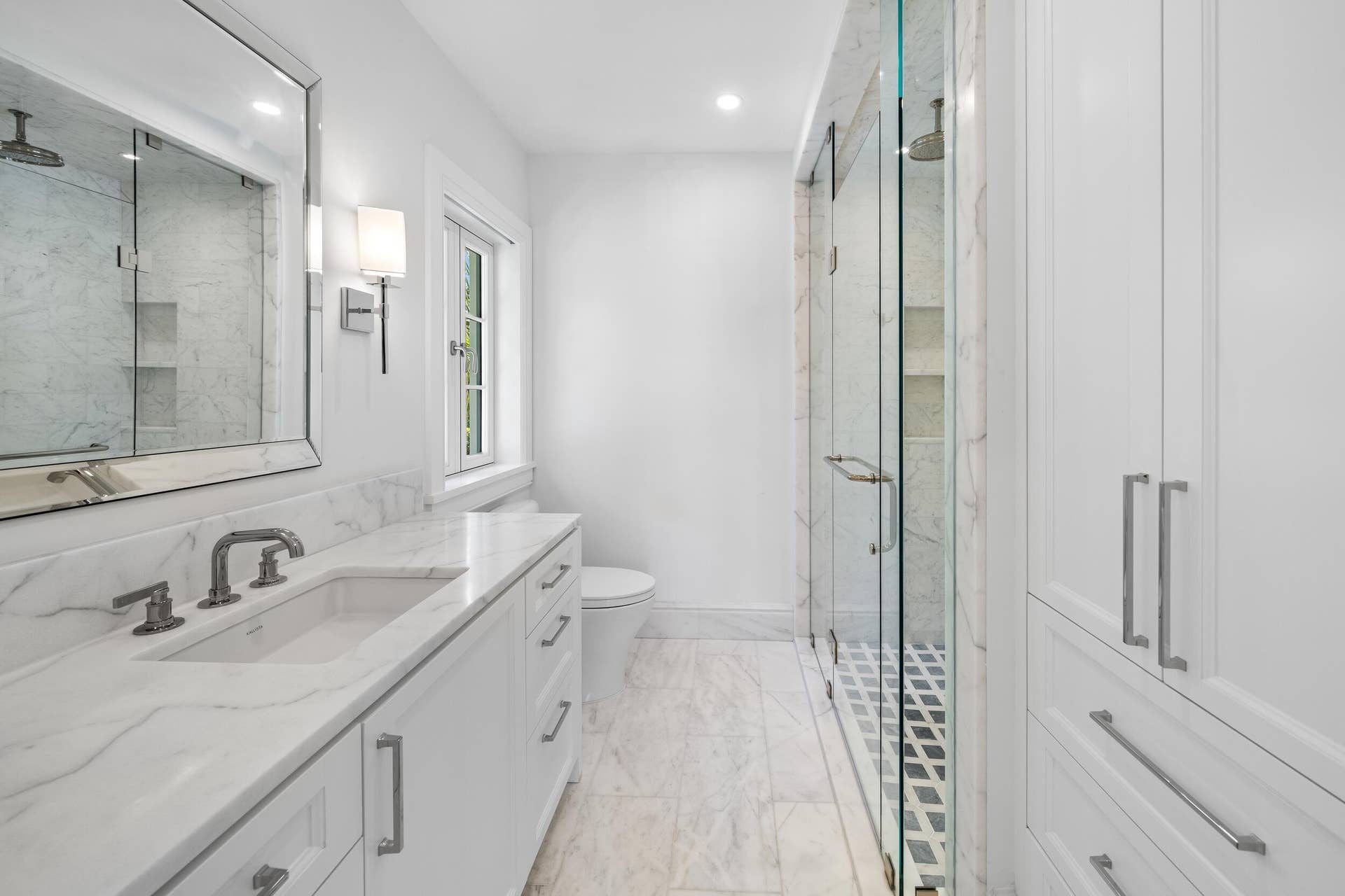 48 - Guest Bathroom 2
