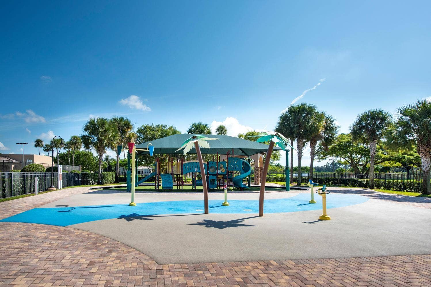 054-046-splash pad-1498x1000