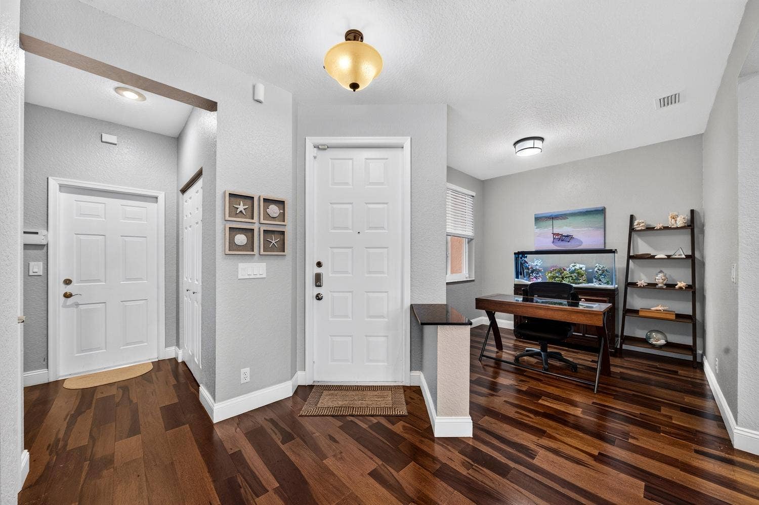 006-027-Foyer-1500x999