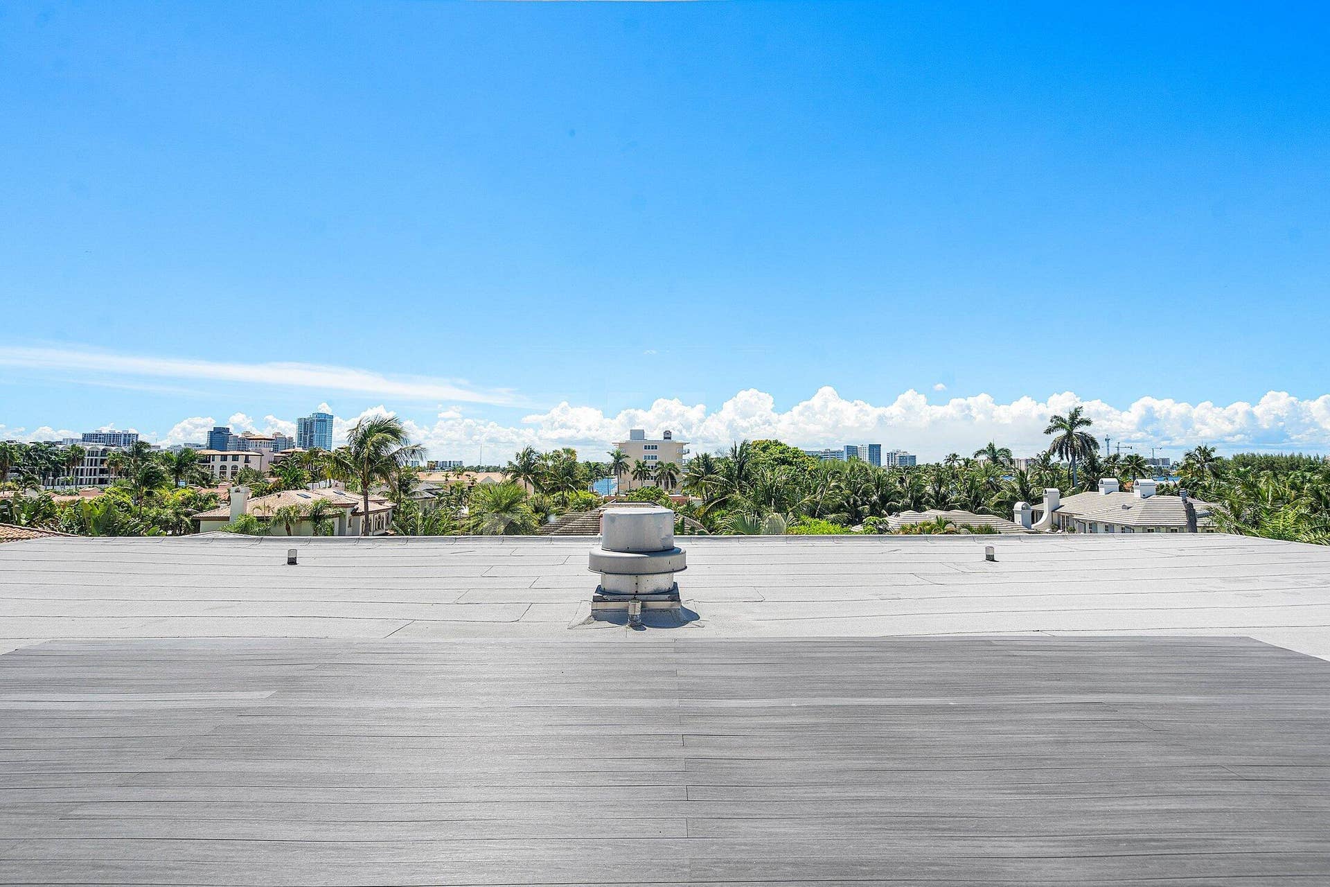 030 New roof decks (east & west)