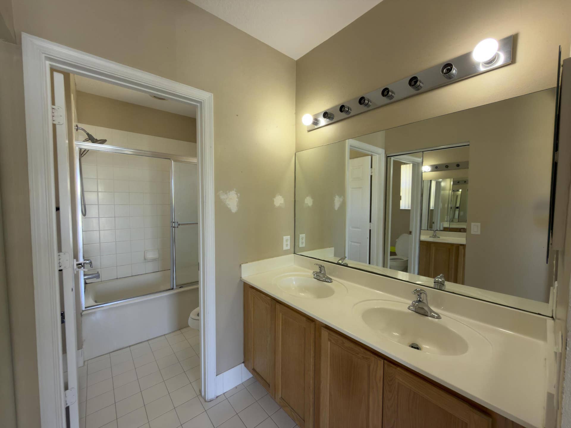 1712 Carvelle Drive, Riviera Beach, Riviera Beach, FL 33404 IMG_1116 2