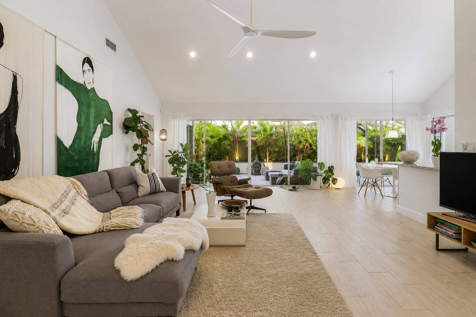 Landscaping Virtually Staged