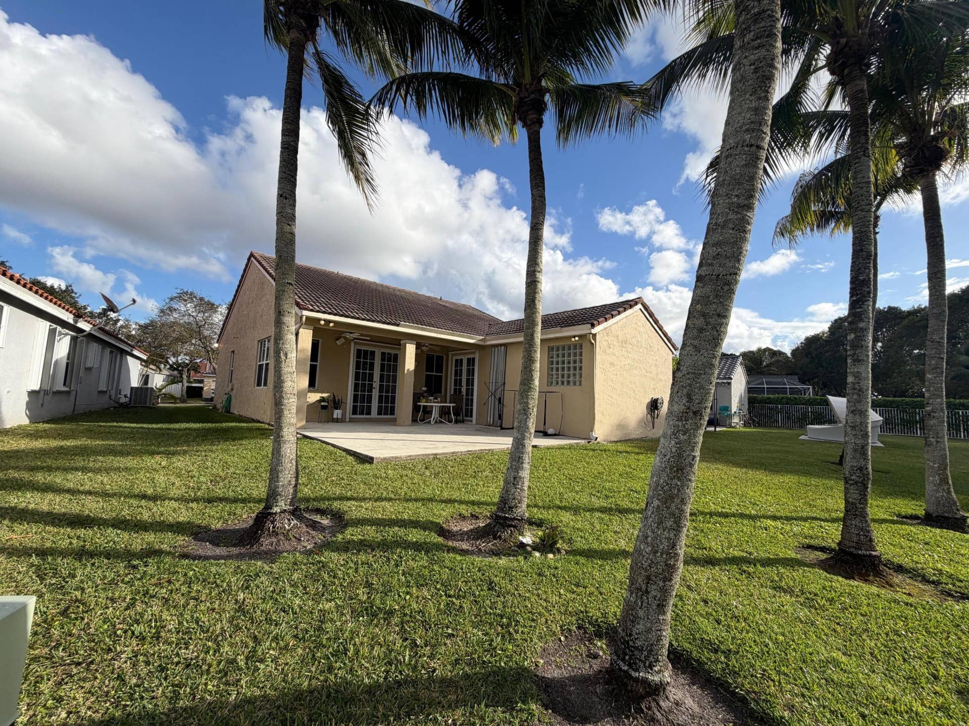 853 SAND CREEK Circle, Weston, FL 33327 back