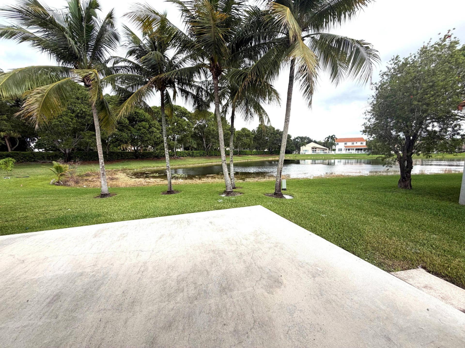 853 SAND CREEK Circle, Weston, FL 33327 patio