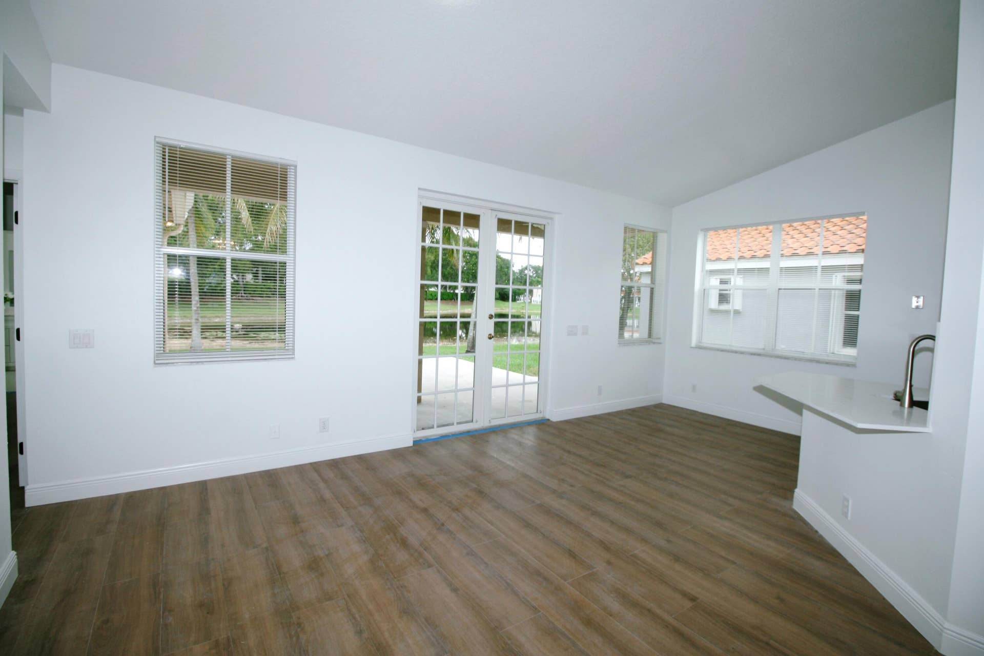 853 SAND CREEK Circle, Weston, FL 33327 Family