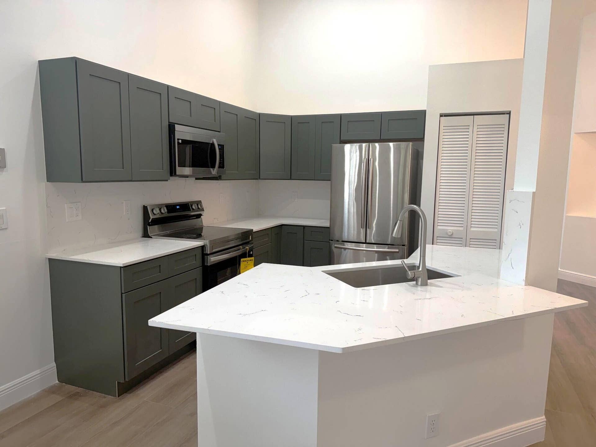 853 SAND CREEK Circle, Weston, FL 33327 k1
