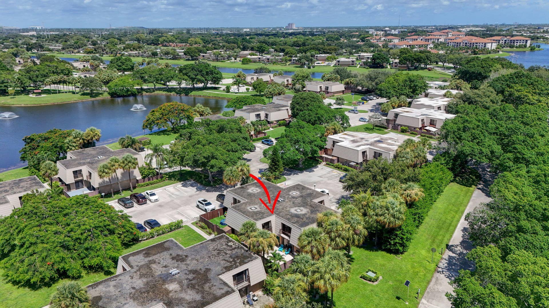 5107 51ST Way, West Palm Beach, FL 33409 40-web-or-mls-DJI_20260811000752_0403_D-