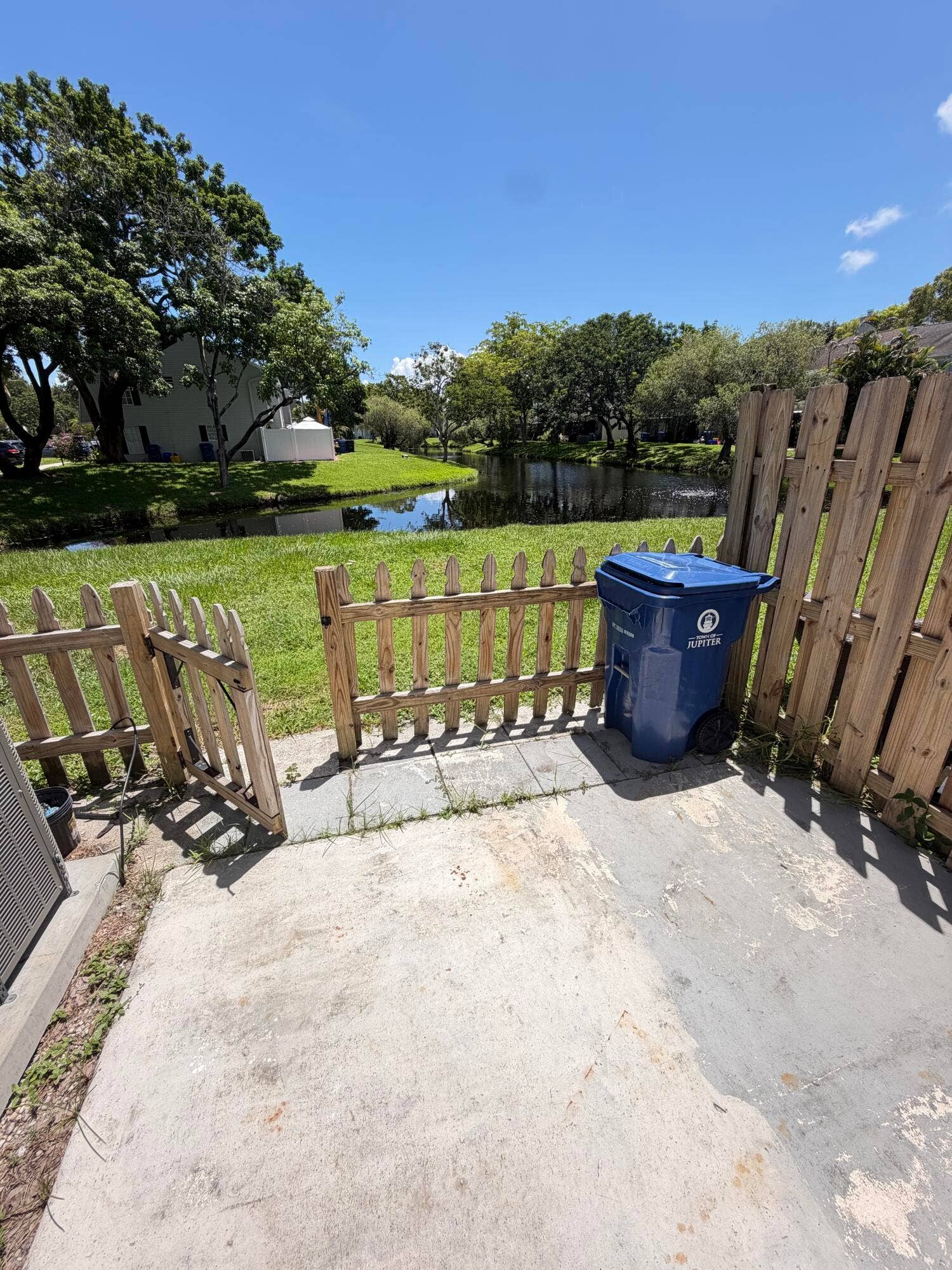 317 GEORGIAN PARK Drive, Jupiter, FL 33458 backyard