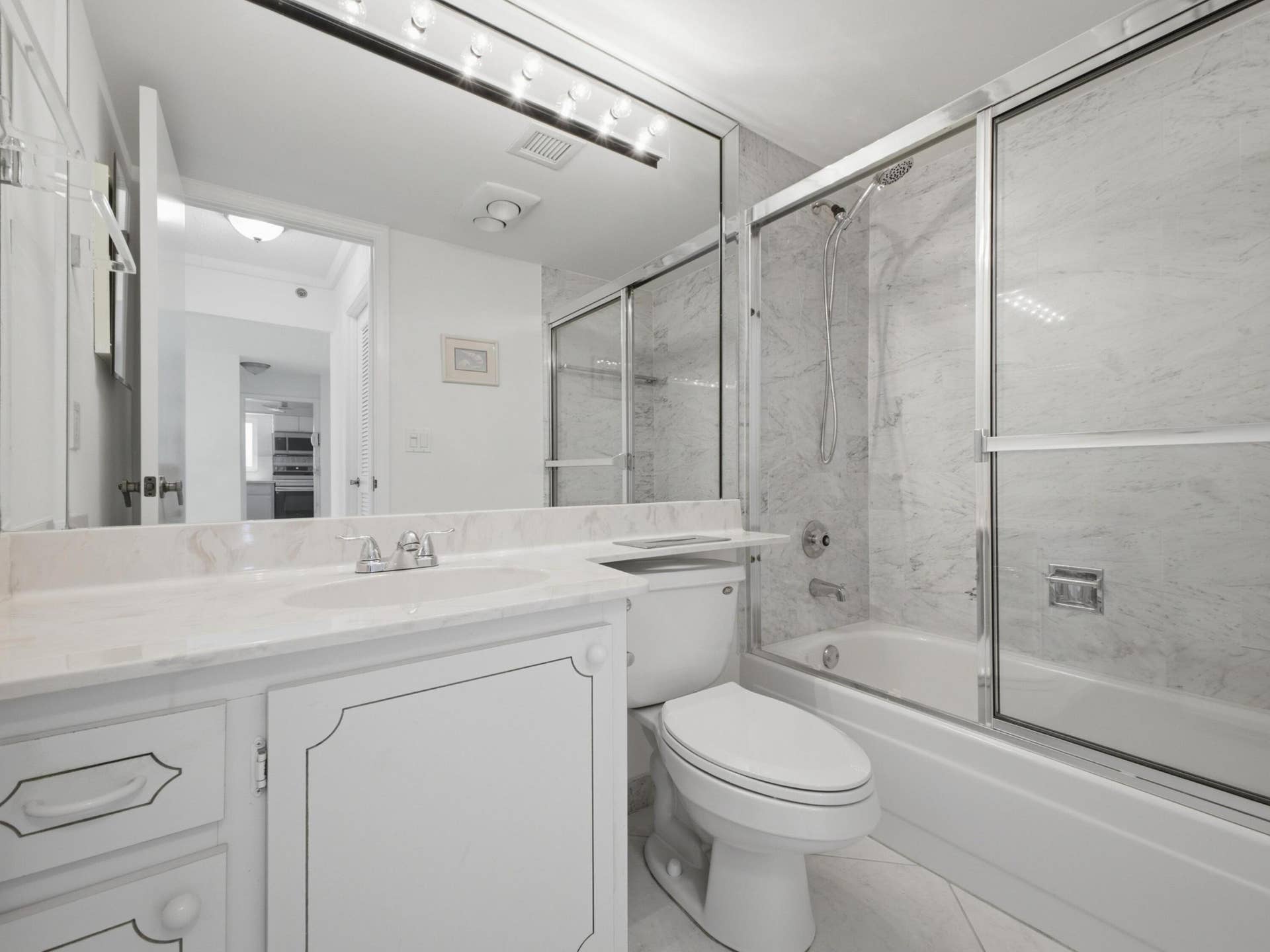 3215 S Ocean Boulevard, #911, Highland Beach, FL 33487 Guest Bathroom