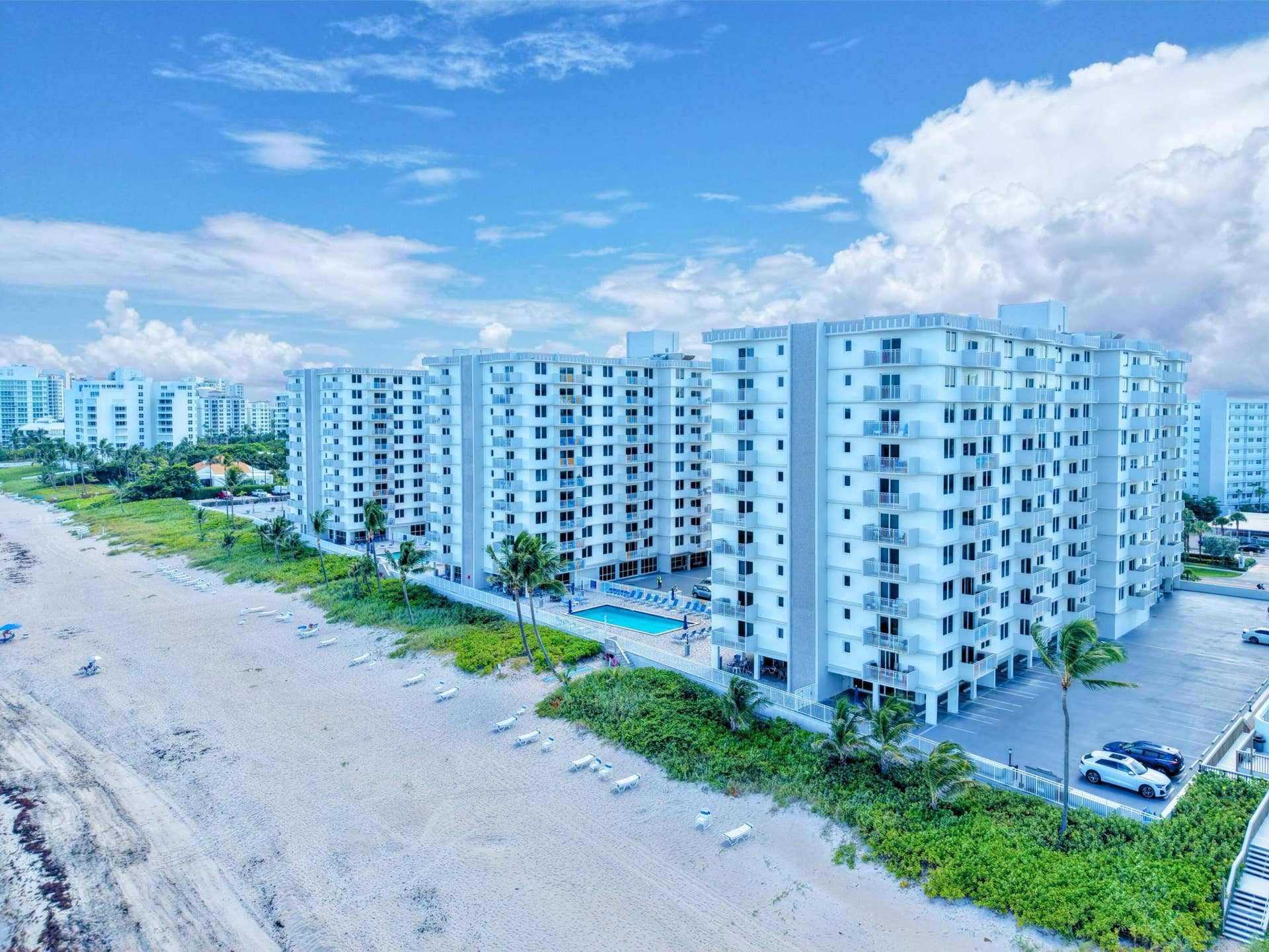 3215 S Ocean Boulevard, #911, Highland Beach, FL 33487 Building Front Fron NE