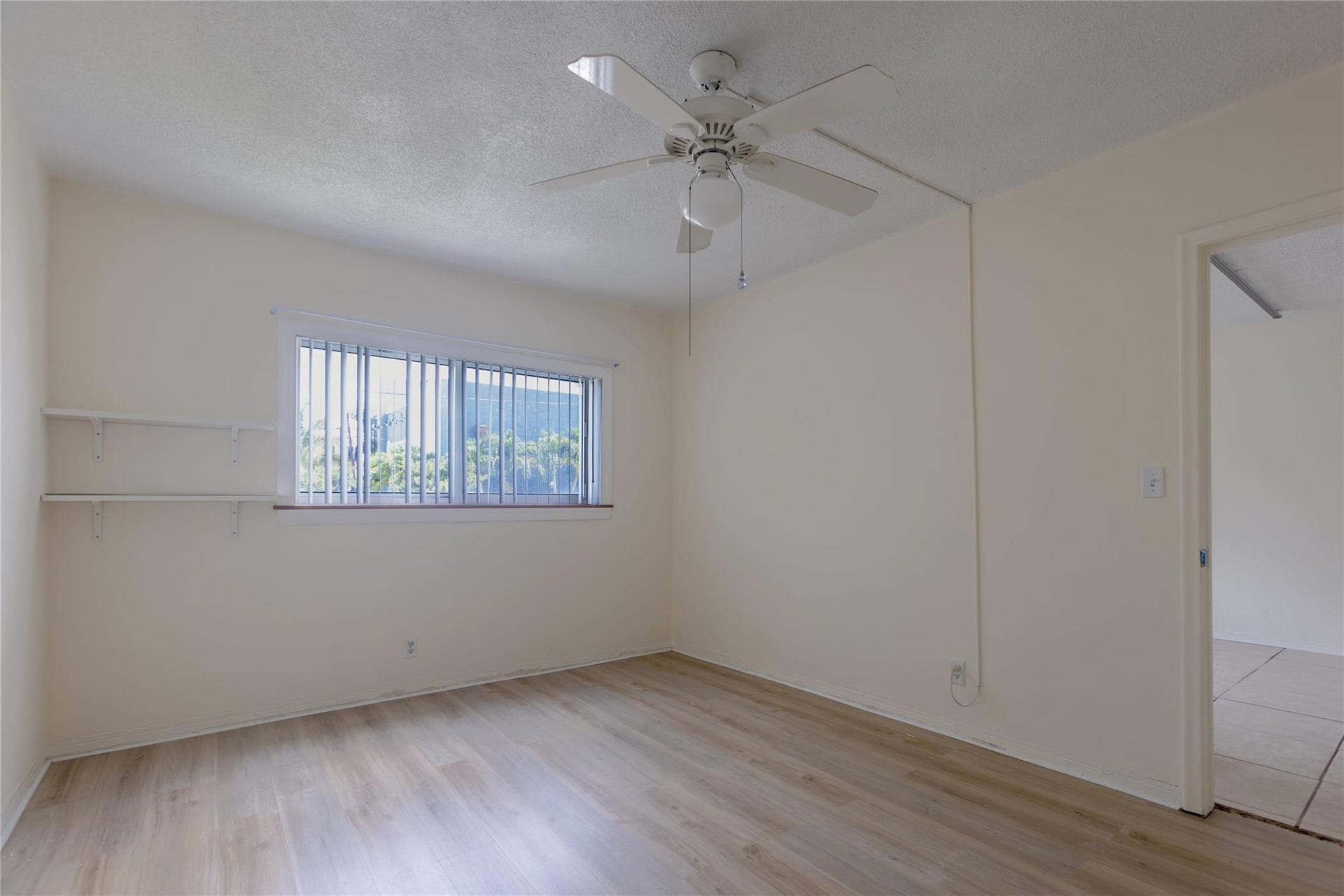 1001 SE 16th Street, Fort Lauderdale, FL 33316 Photo 10