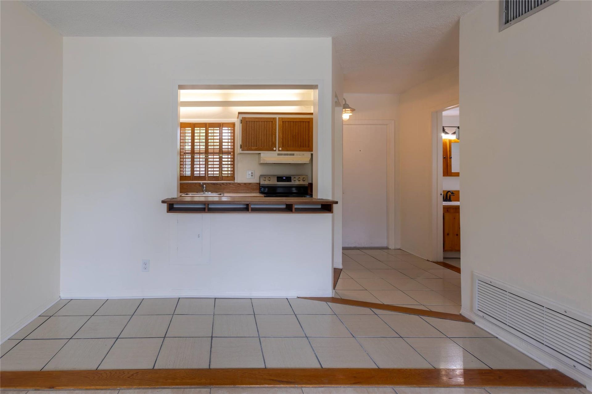 1001 SE 16th Street, Fort Lauderdale, FL 33316 Photo 7