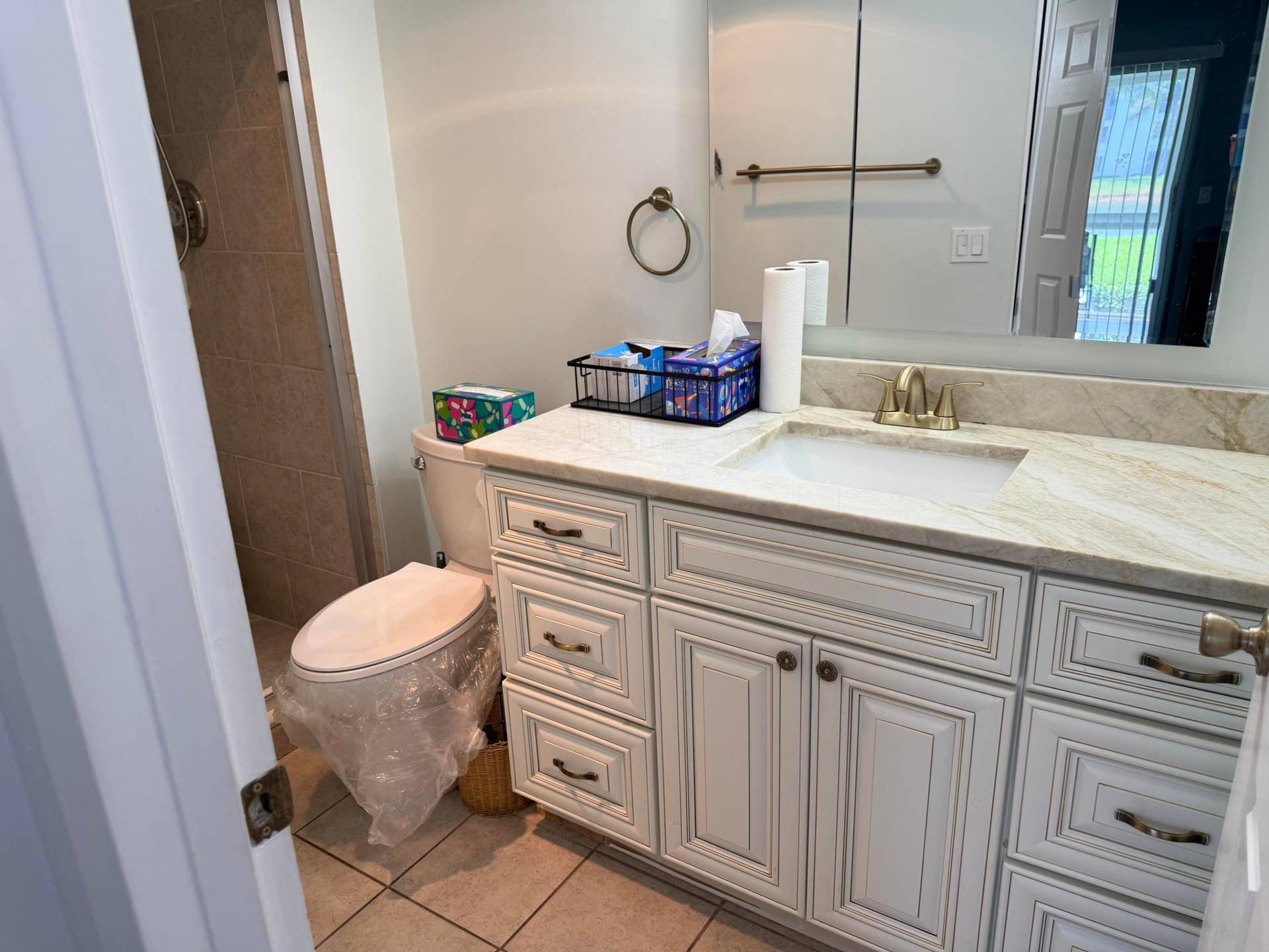 1093 Yarmouth E, Boca Raton, FL 33434 BATHROOM