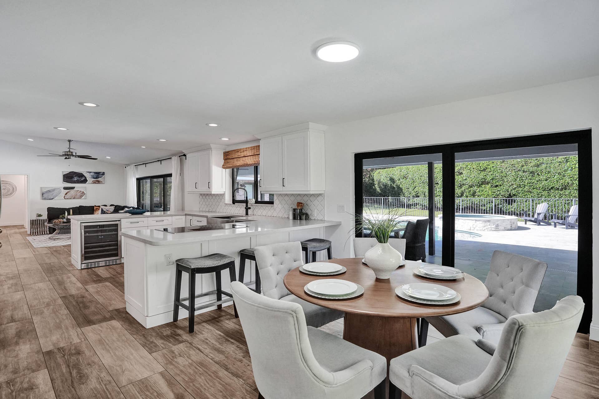 Breakfast Nook