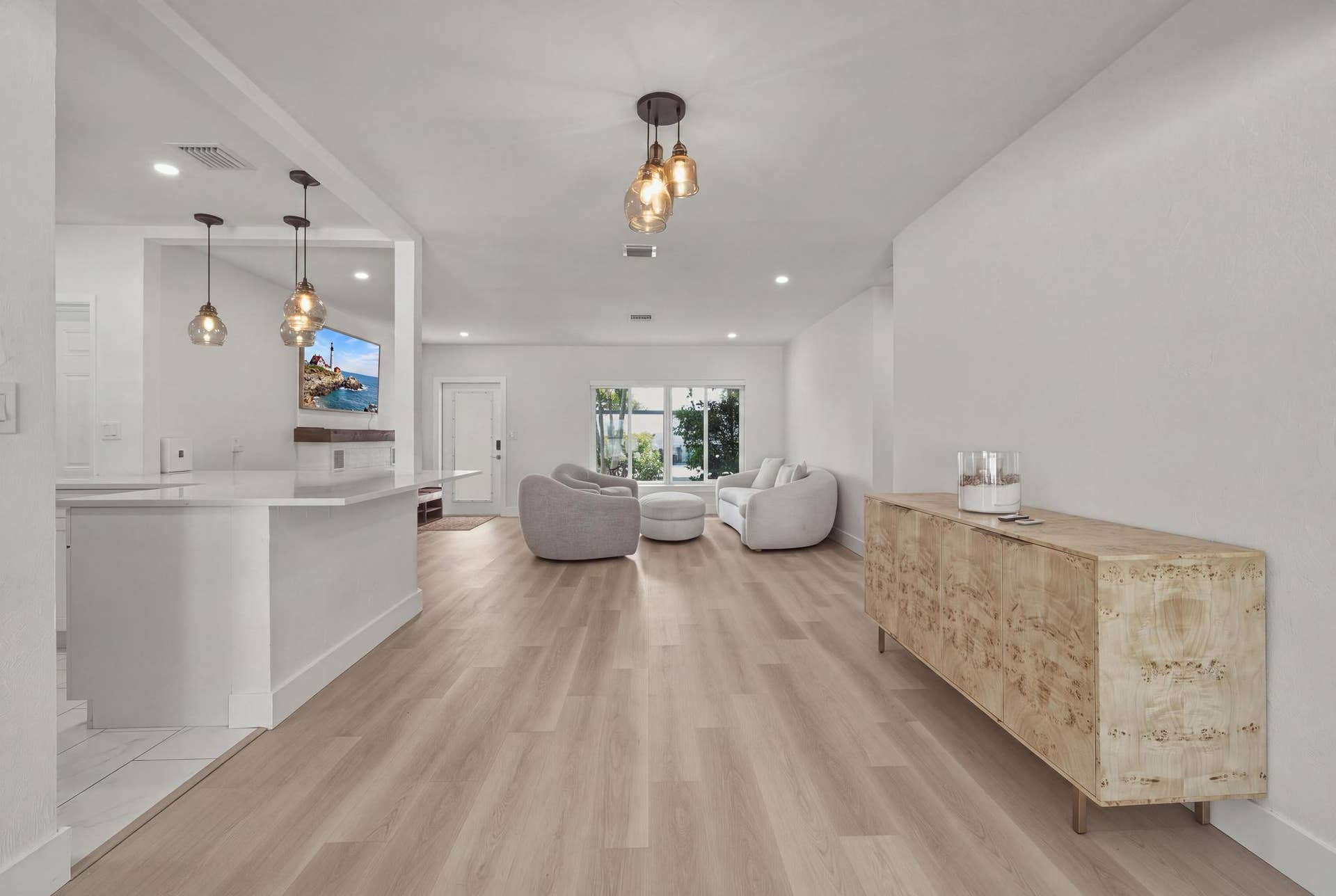 801 NE 19th Terrace, Fort Lauderdale, FL 33304 DSC06359_reedit_c39c802b-2