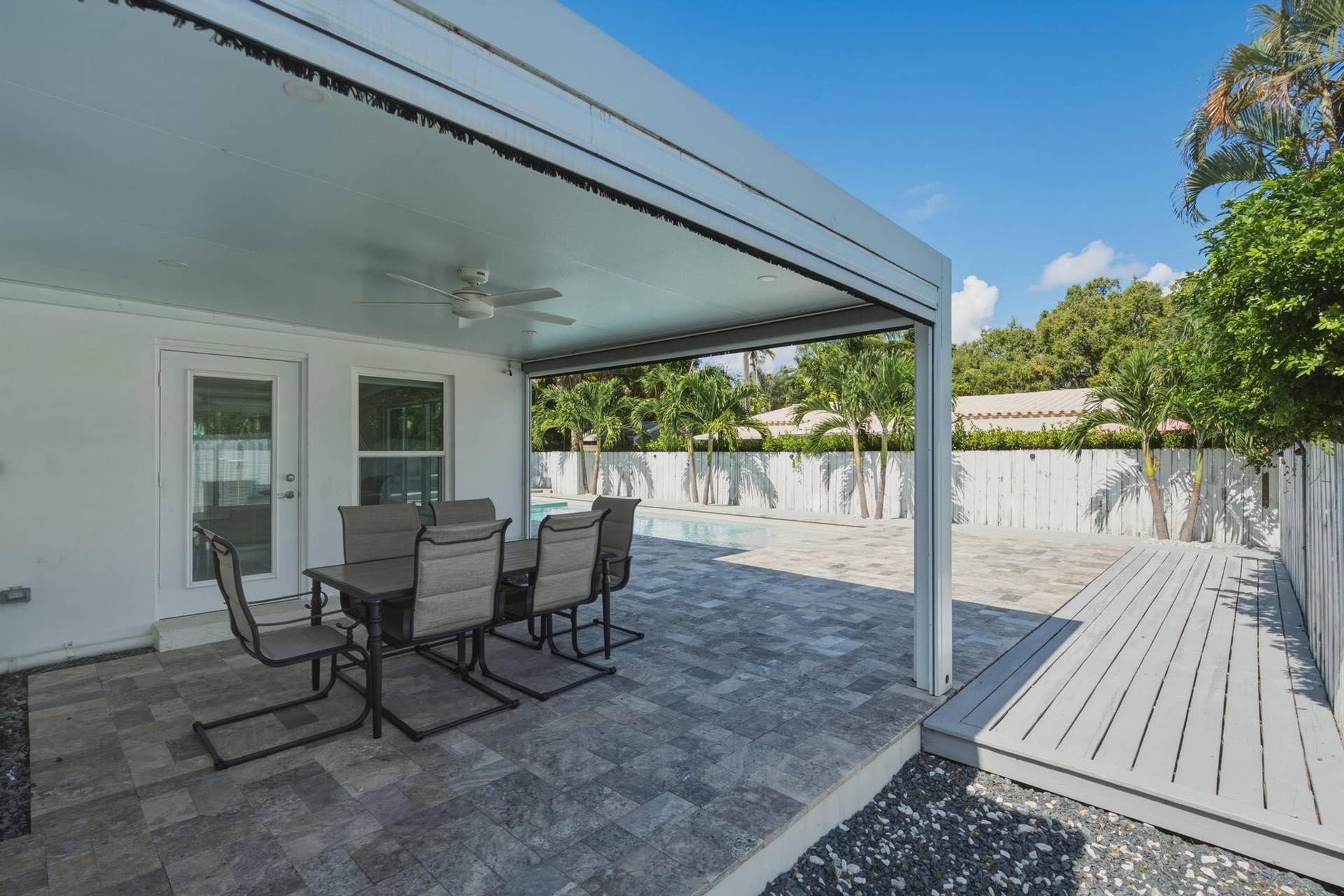 801 NE 19th Terrace, Fort Lauderdale, FL 33304 DSC06323-2