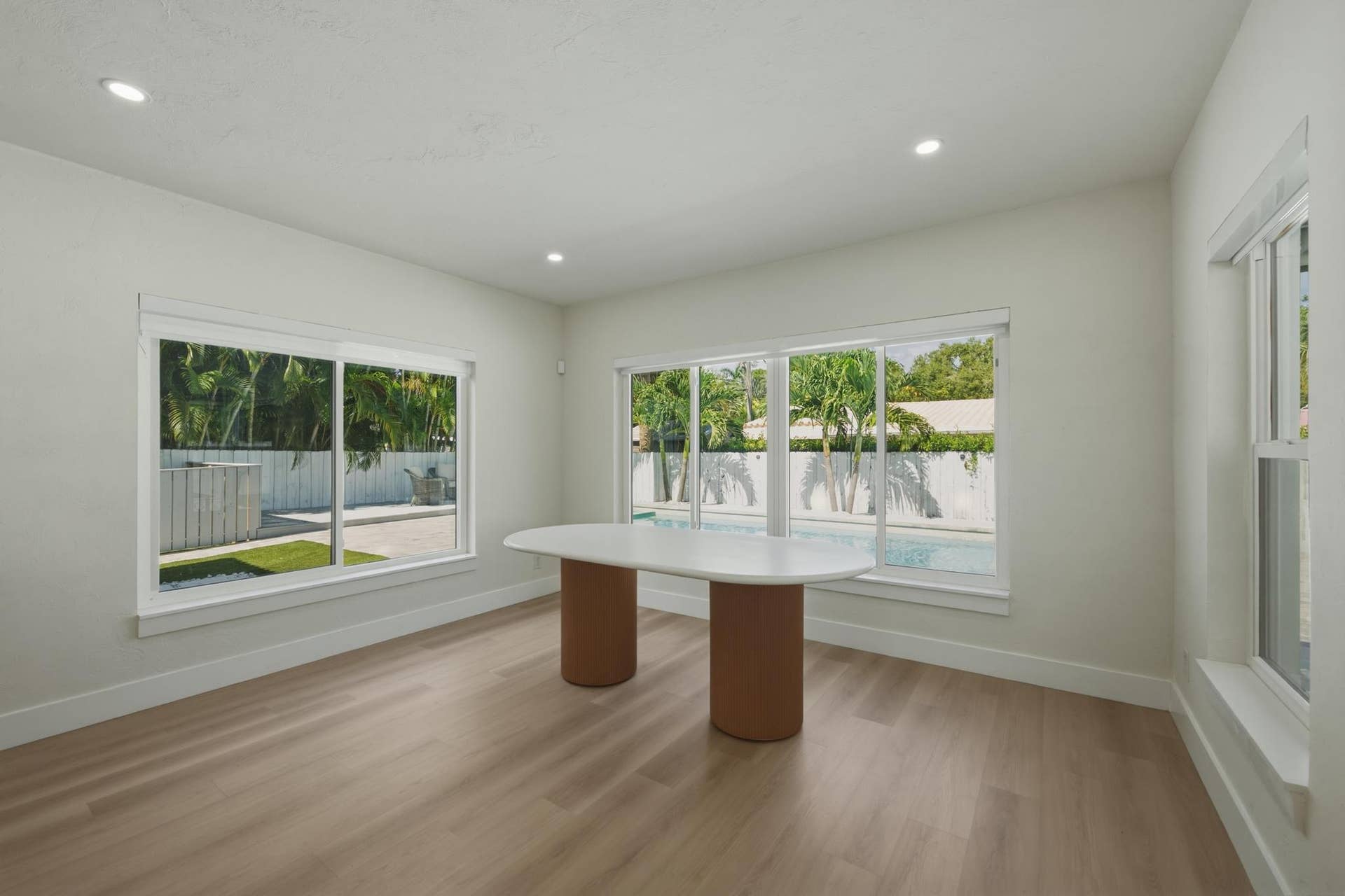 801 NE 19th Terrace, Fort Lauderdale, FL 33304 DSC06374
