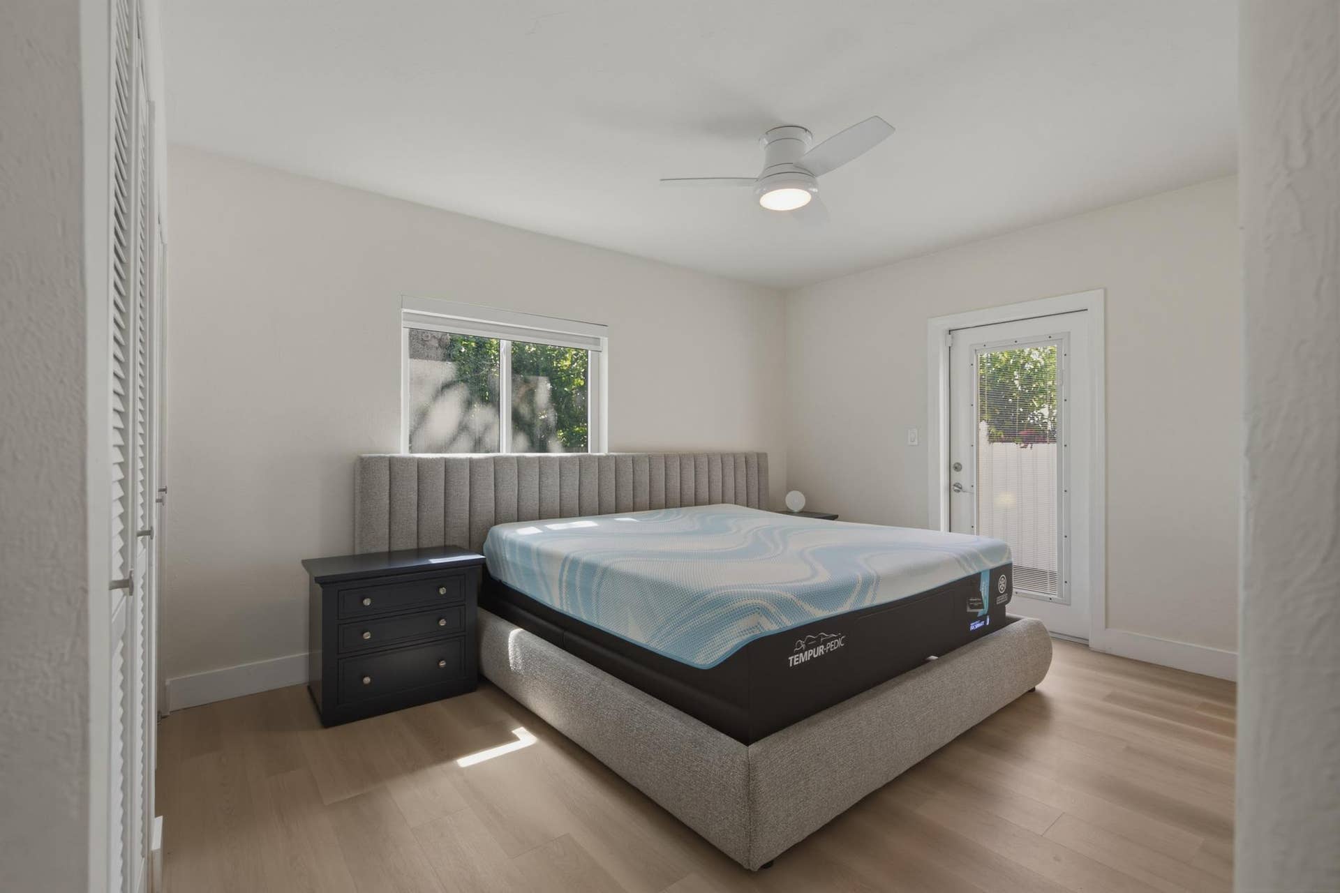 801 NE 19th Terrace, Fort Lauderdale, FL 33304 DSC06341