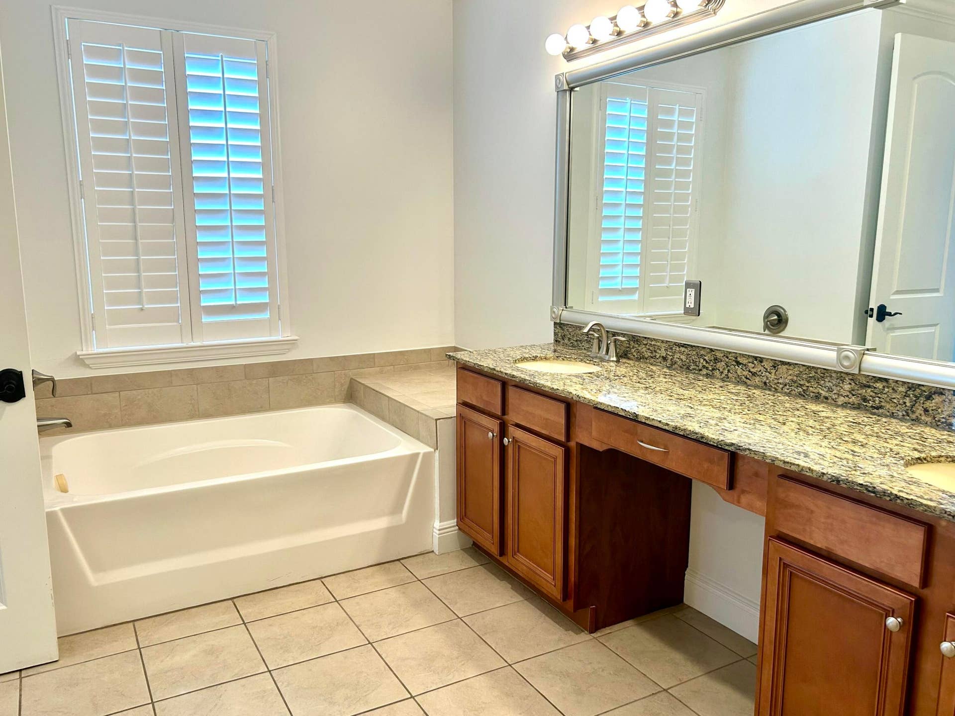 2024 Foxtail View Court, West Palm Beach, West Palm Beach, FL 33411 Primary bathroom