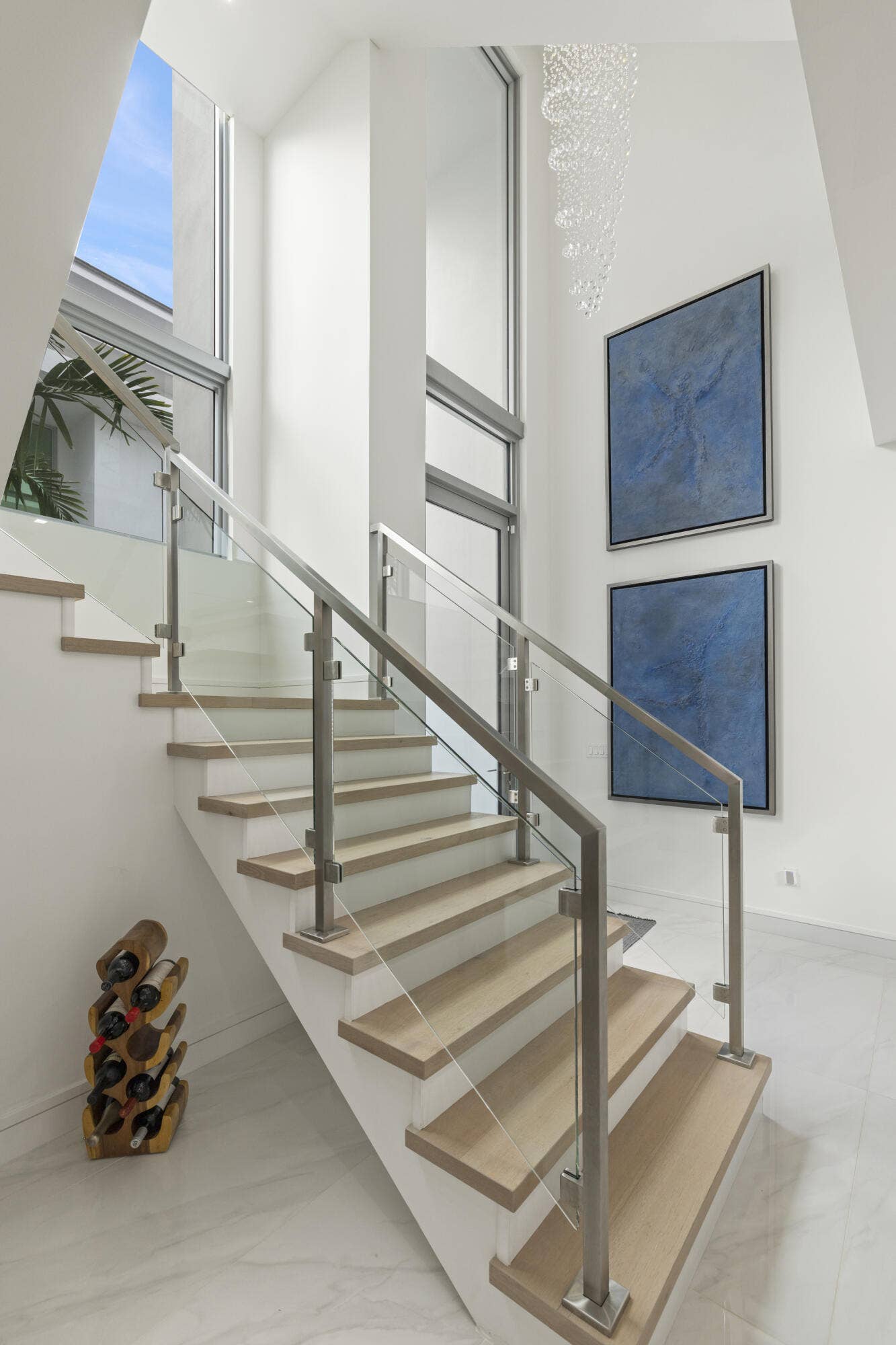 402 Ocean One Lane, Juno Beach, FL 33408 Glass Staircase