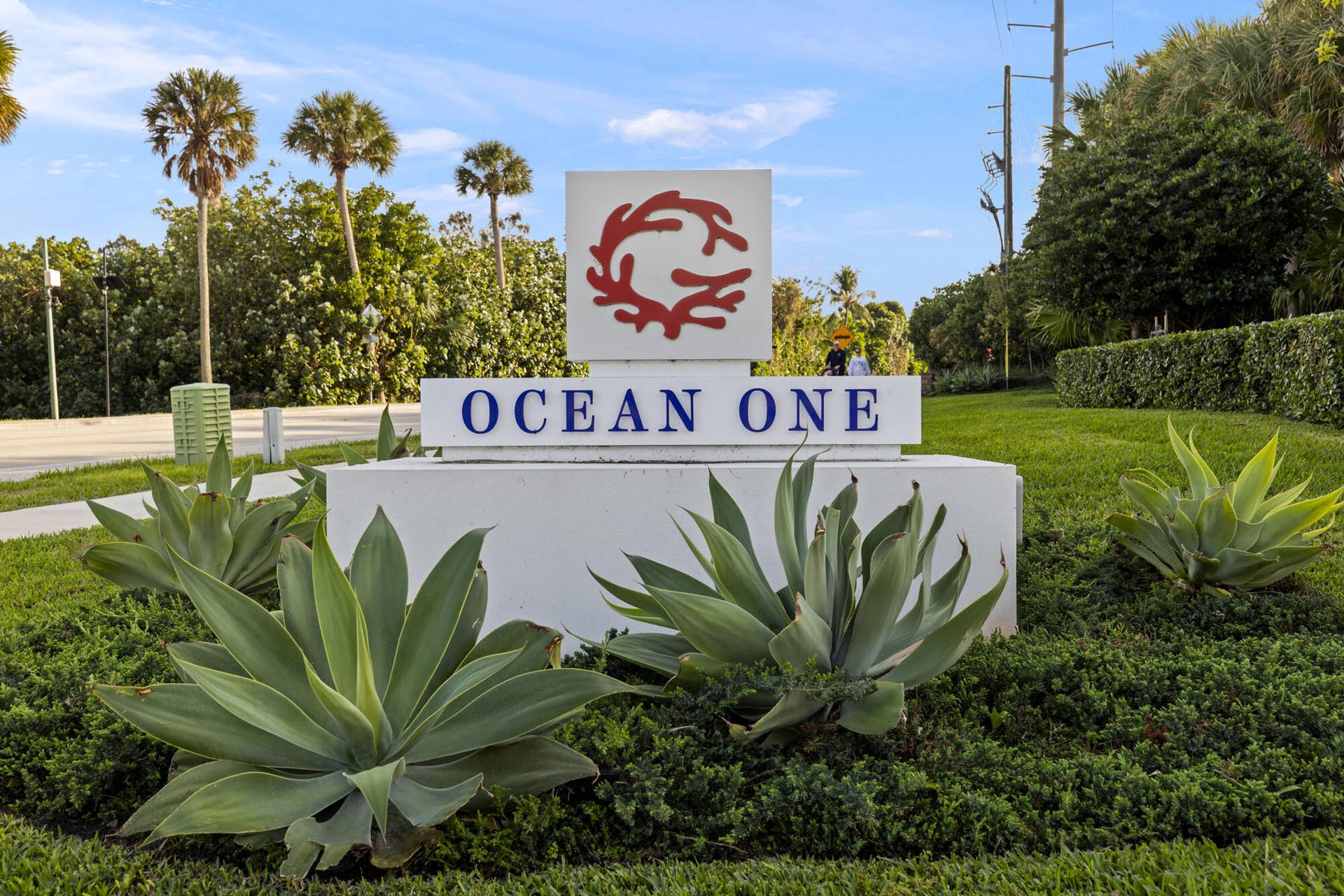 402 Ocean One Lane, Juno Beach, FL 33408 Welcome Home