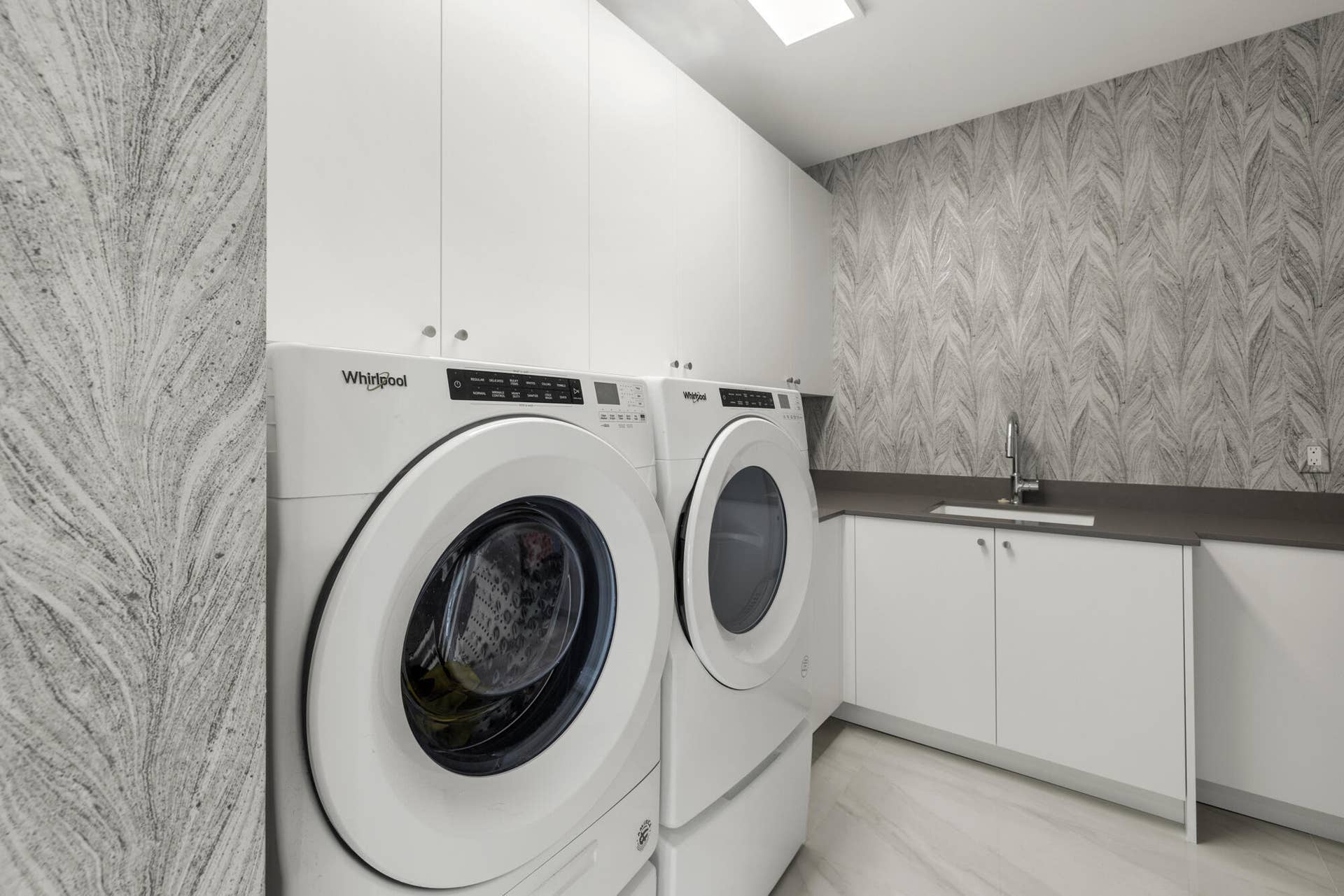 402 Ocean One Lane, Juno Beach, FL 33408 Laundry Room