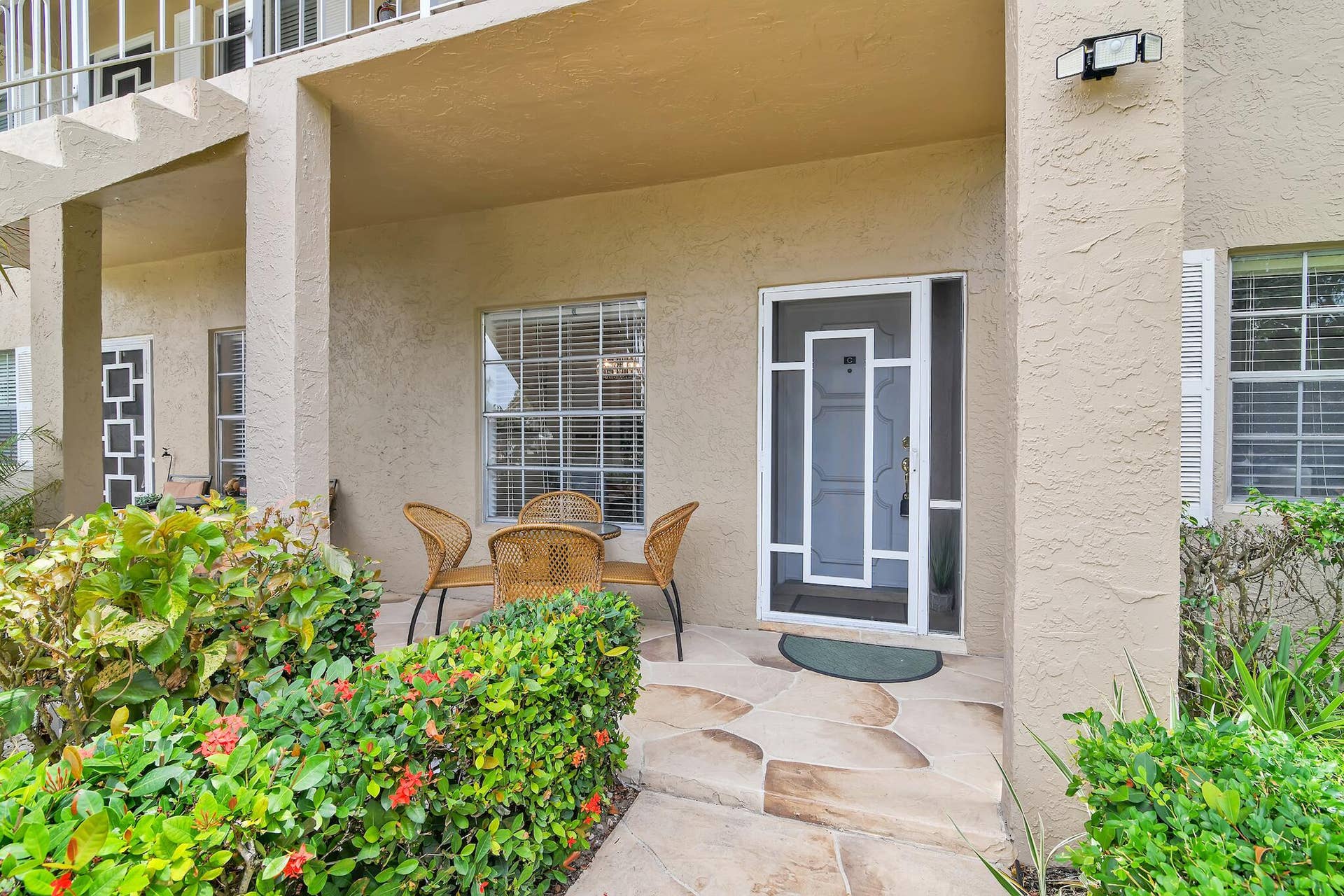 5910 VIA DELRAY Boulevard, #C, Delray Beach, FL 33484 Front Door Patio
