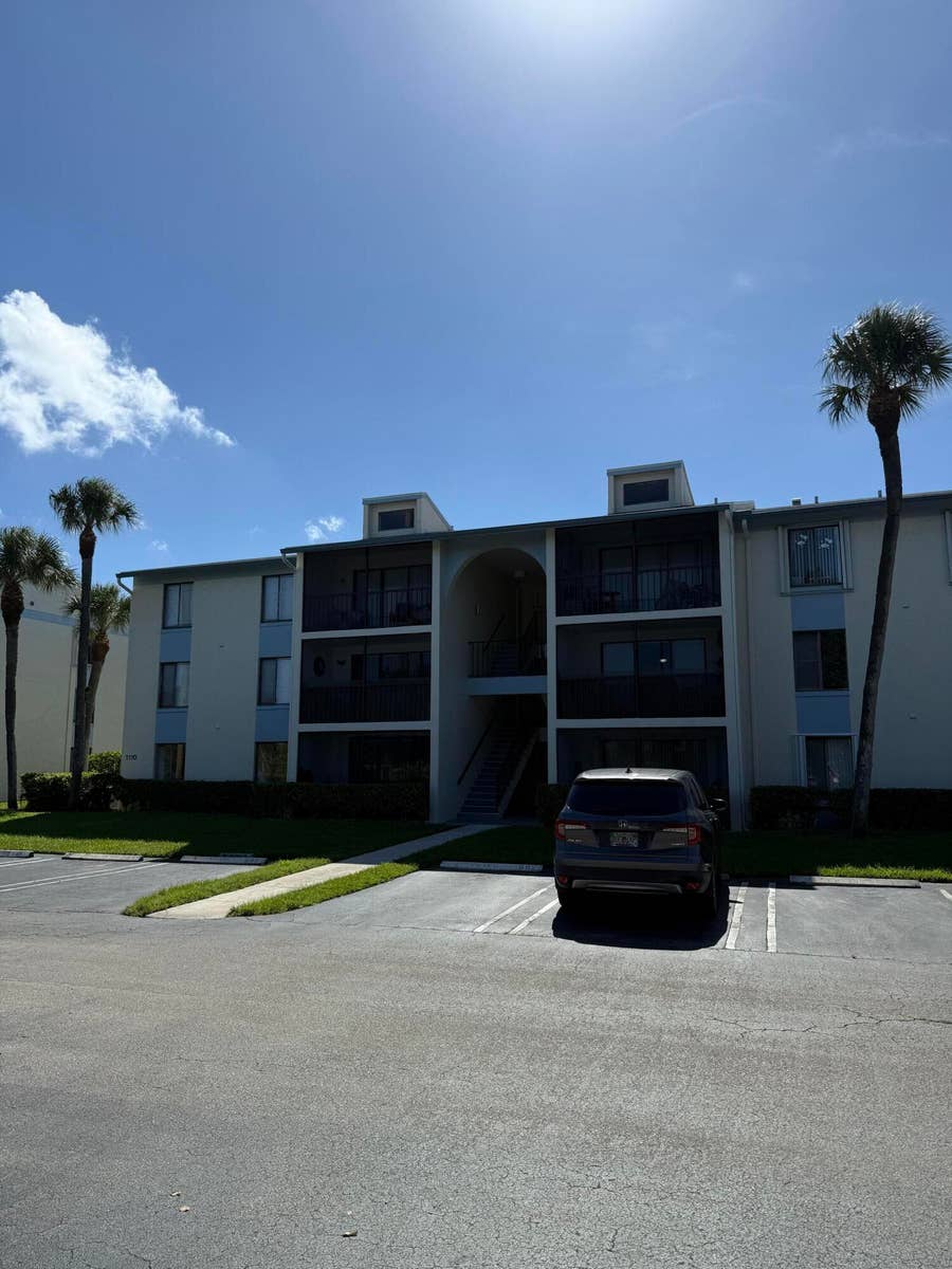 Property photo for 1110 GREEN PINE Boulevard, #C2, West Palm Beach, FL