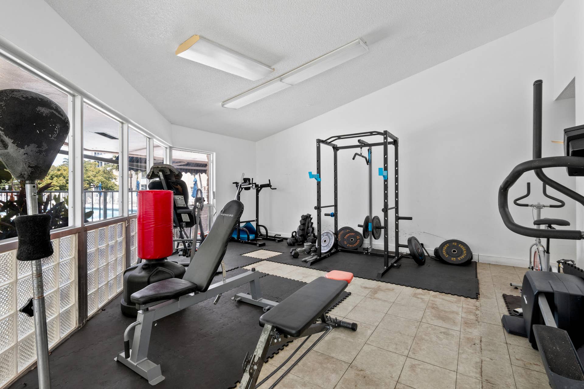 620 NE 12th Avenue, #602, Hallandale Beach, FL 33009 IMG_8781