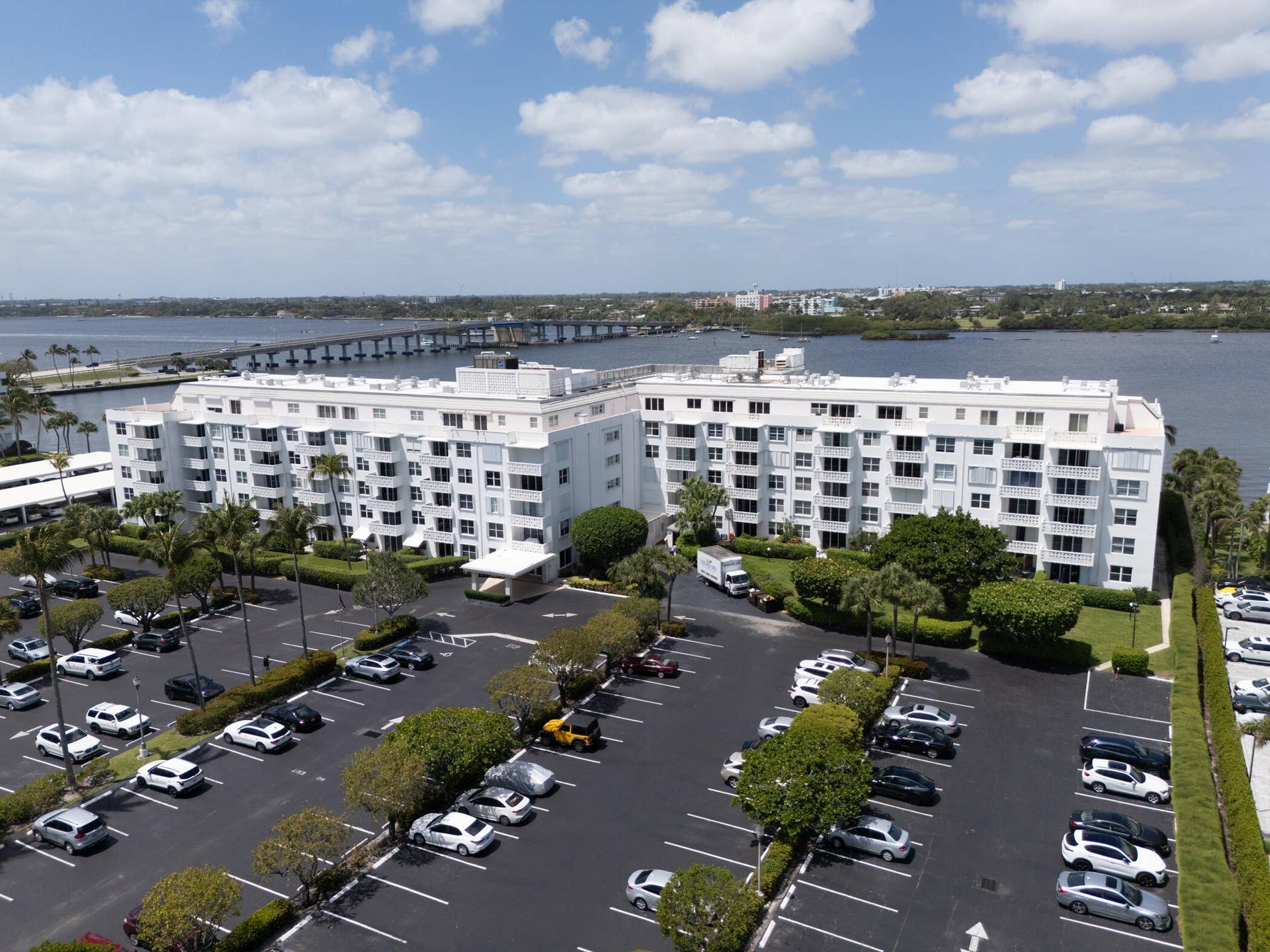 Clark-2840 S Ocean BLVD 517-036