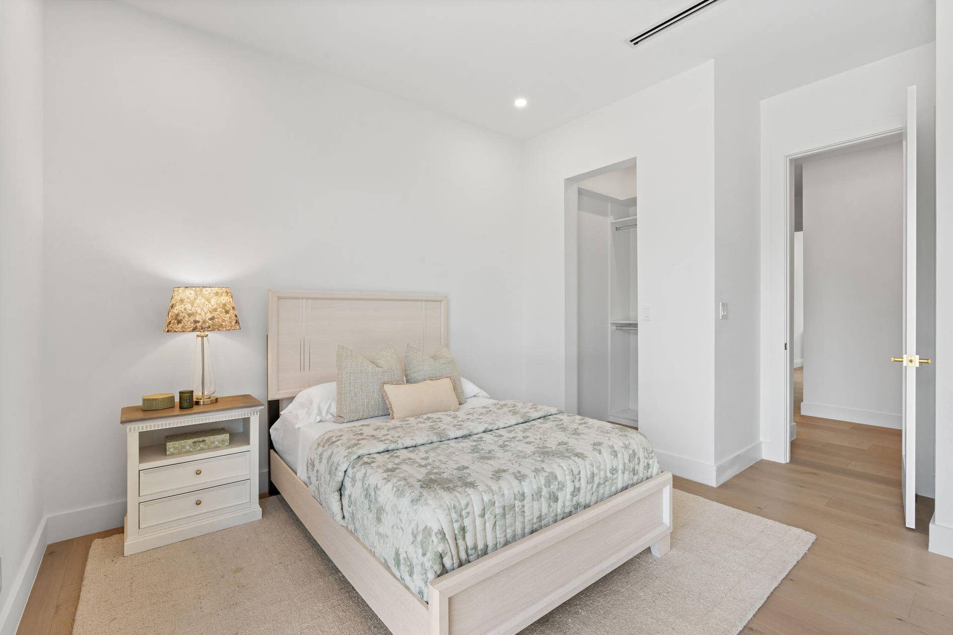 2506 NE 14TH Street, Fort Lauderdale, FL 33304 79-web-or-mls-2506 NE 14th St, Fort Laud